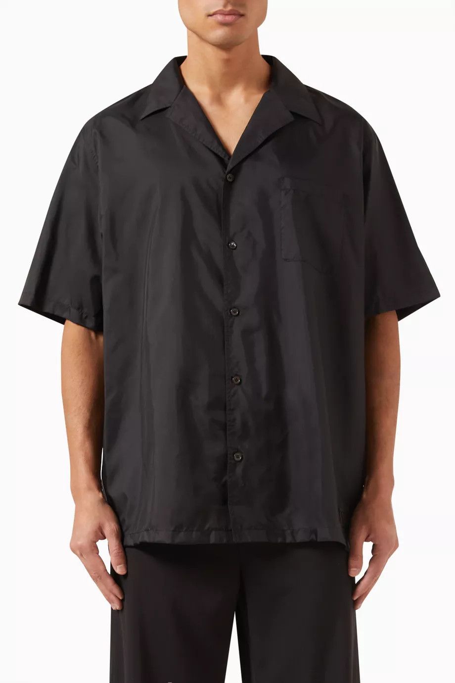 Valentino o1y0525 Solid Color Shirt in Black Size US S / EU 44-46 / 1 - 1 Thumbnail
