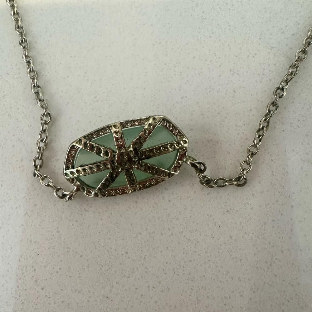 Kendra Scott Kendra Scott Elisa Gold and Chalcedony Green Glass Necklace Size ONE SIZE - 5 Thumbnail