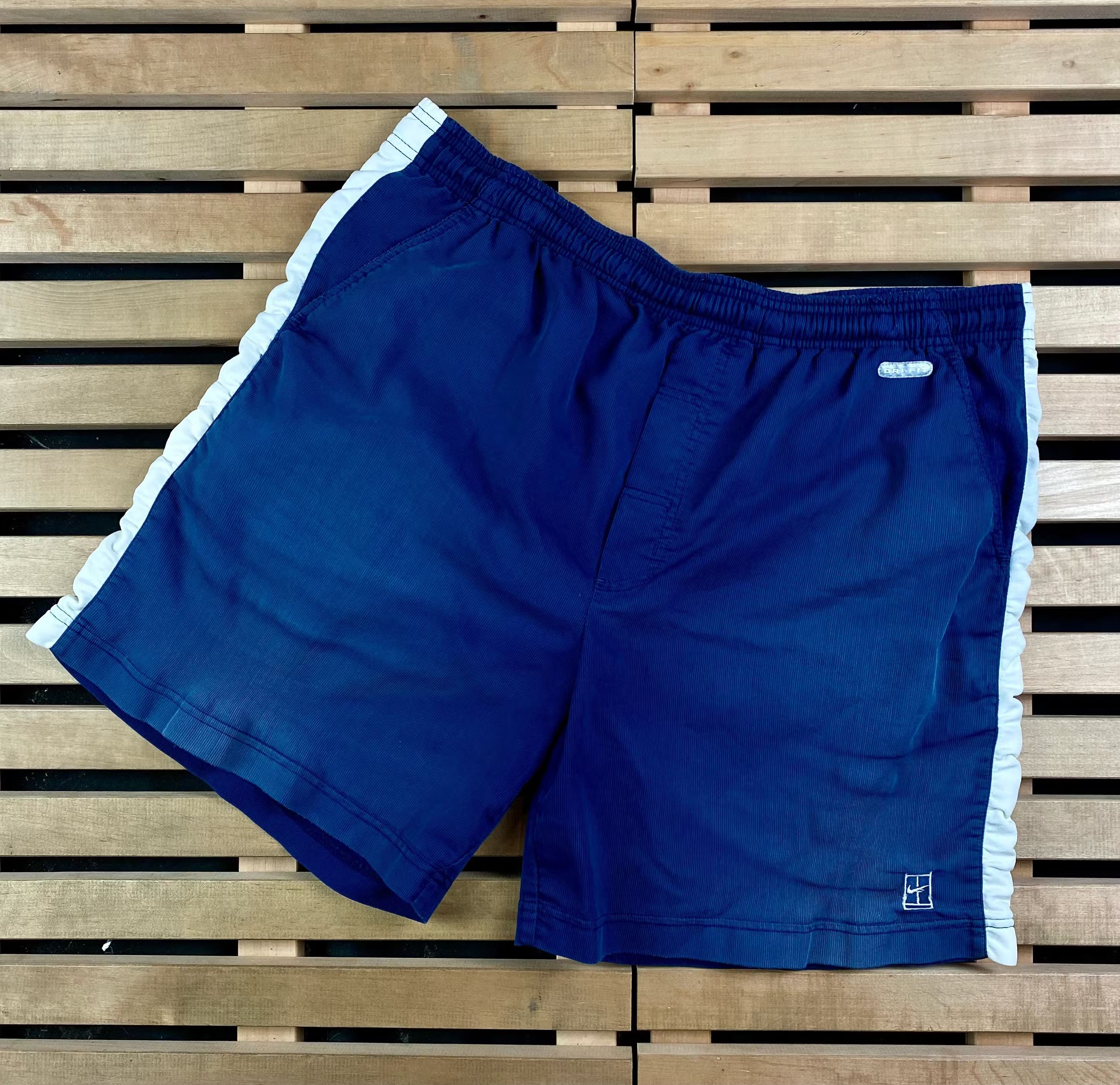 Nike × Vintage Mens Shorts Nike Vintage Size M Size US 30 / EU 46 - 1 Thumbnail