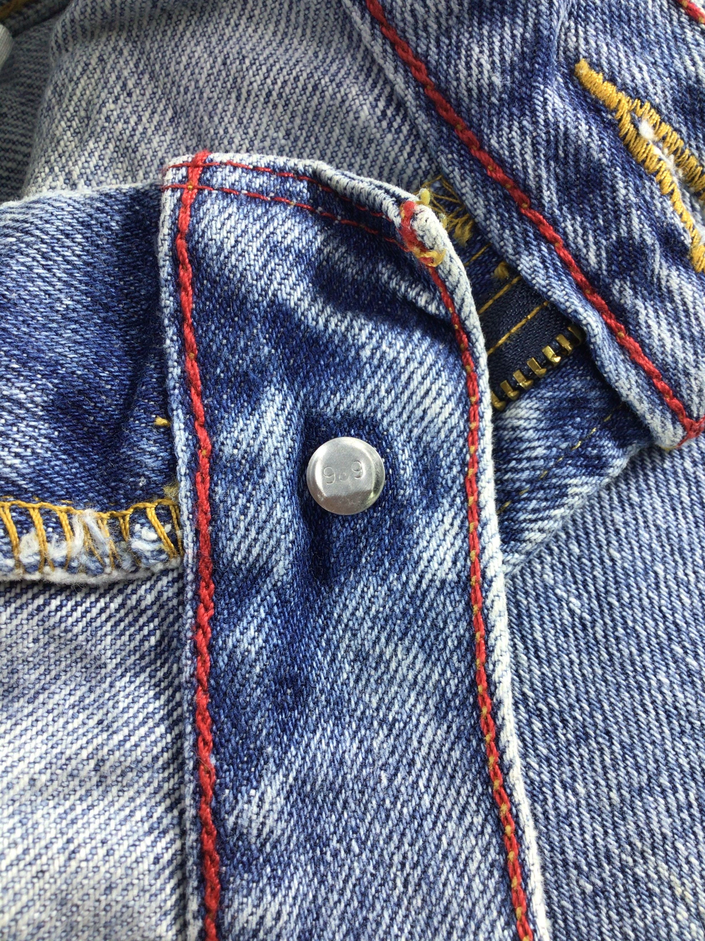 Levi's Vintage Levis 550 Jeans Blue Stone Washed -J523 Size US 31 - 8 Thumbnail