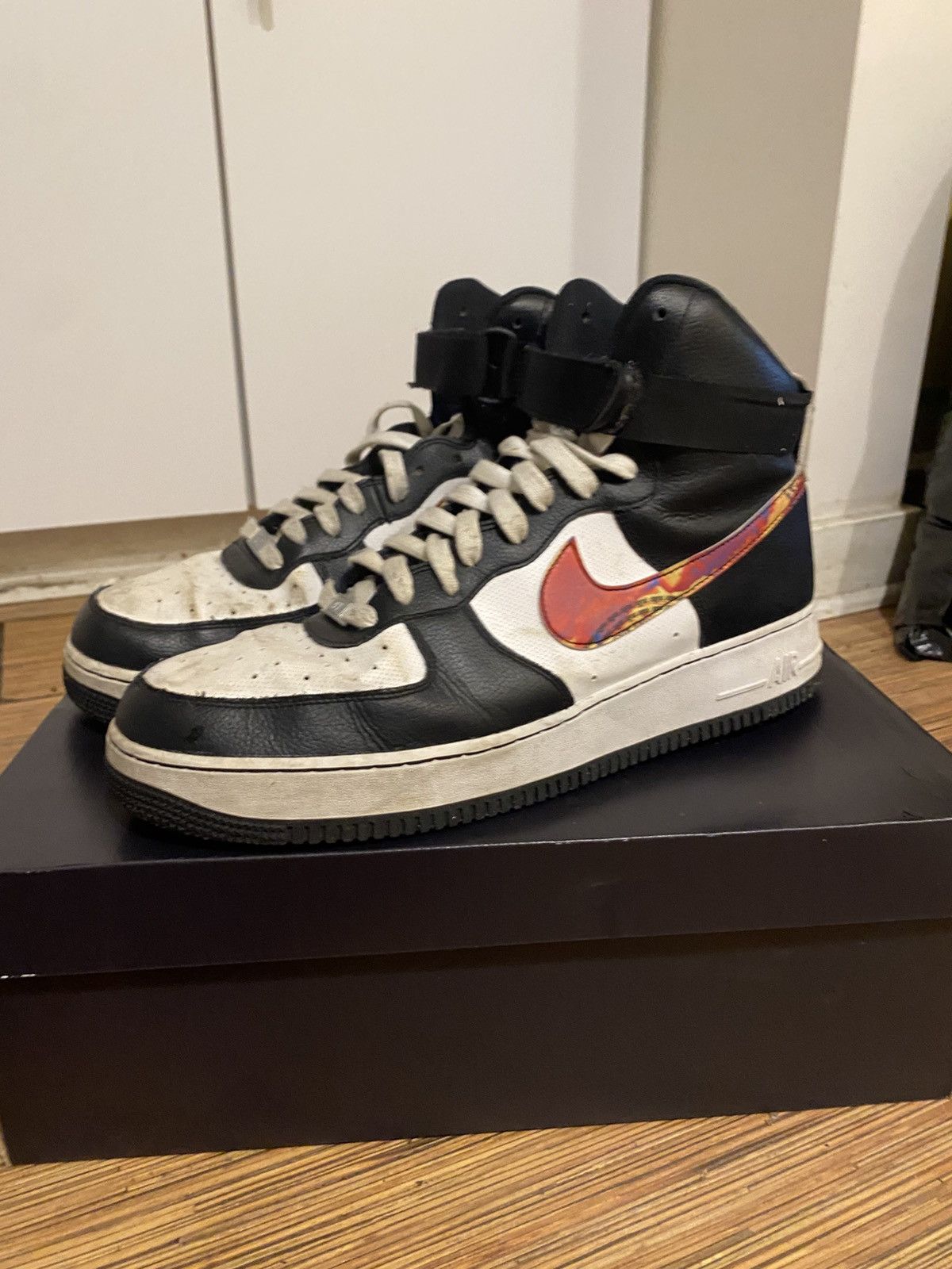 Nike Air Force 1 High ‘07 LV8 - Size 13 Size US 13 / EU 46 - 2 Thumbnail
