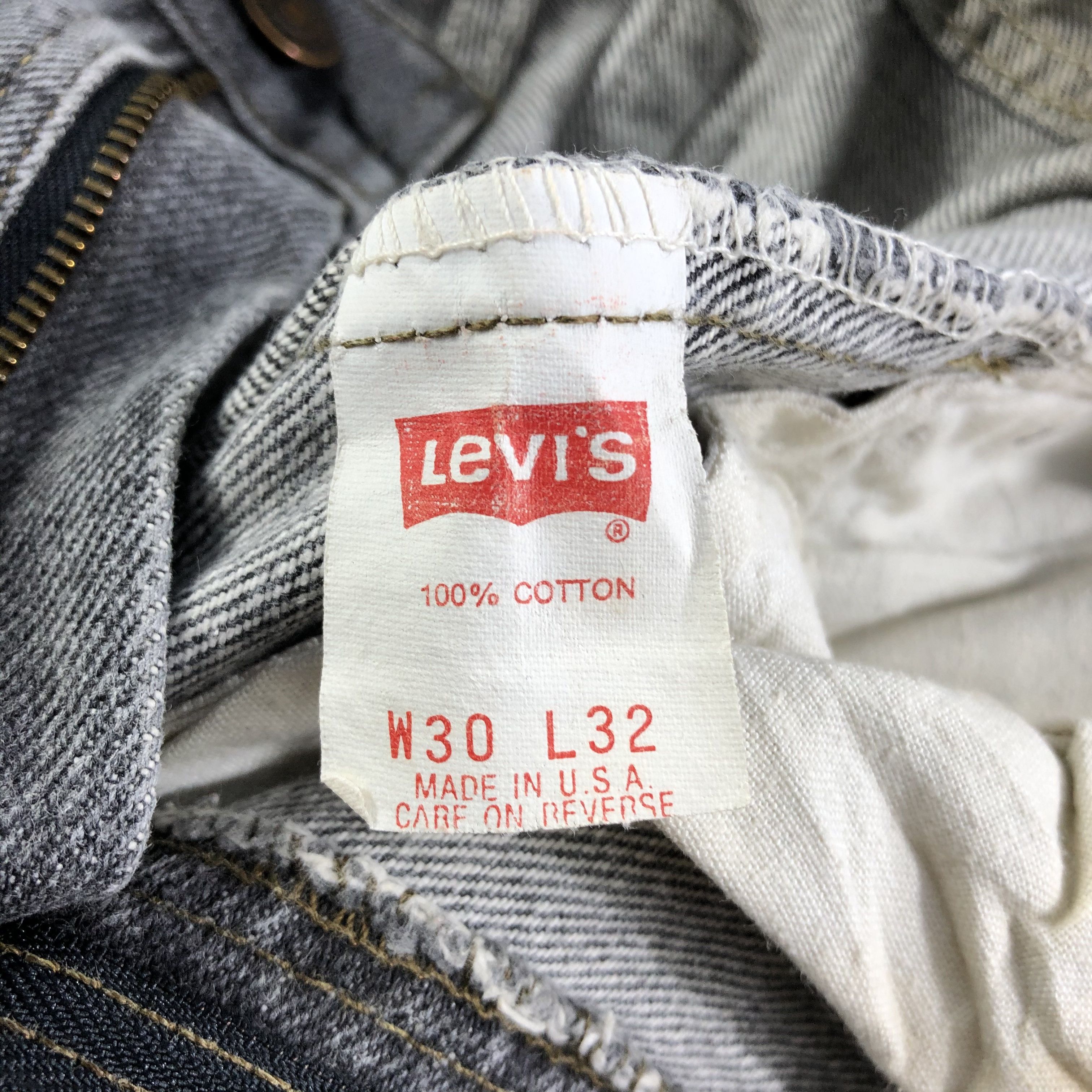 Levi's Vintage Levis 505 Jeans Faded Black Denim KJ1873 Size US 29 - 9 Thumbnail