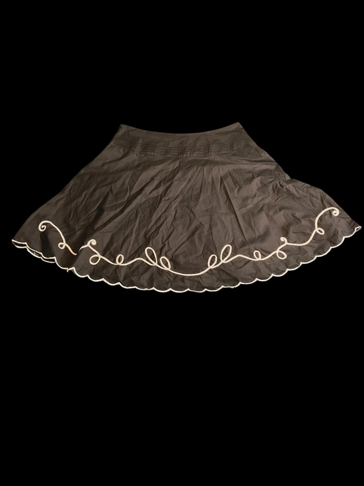 Other R.Q.T Black A-Line Skirt w/White Embroidered Floral Design Size 40" / US 18 - 5 Thumbnail