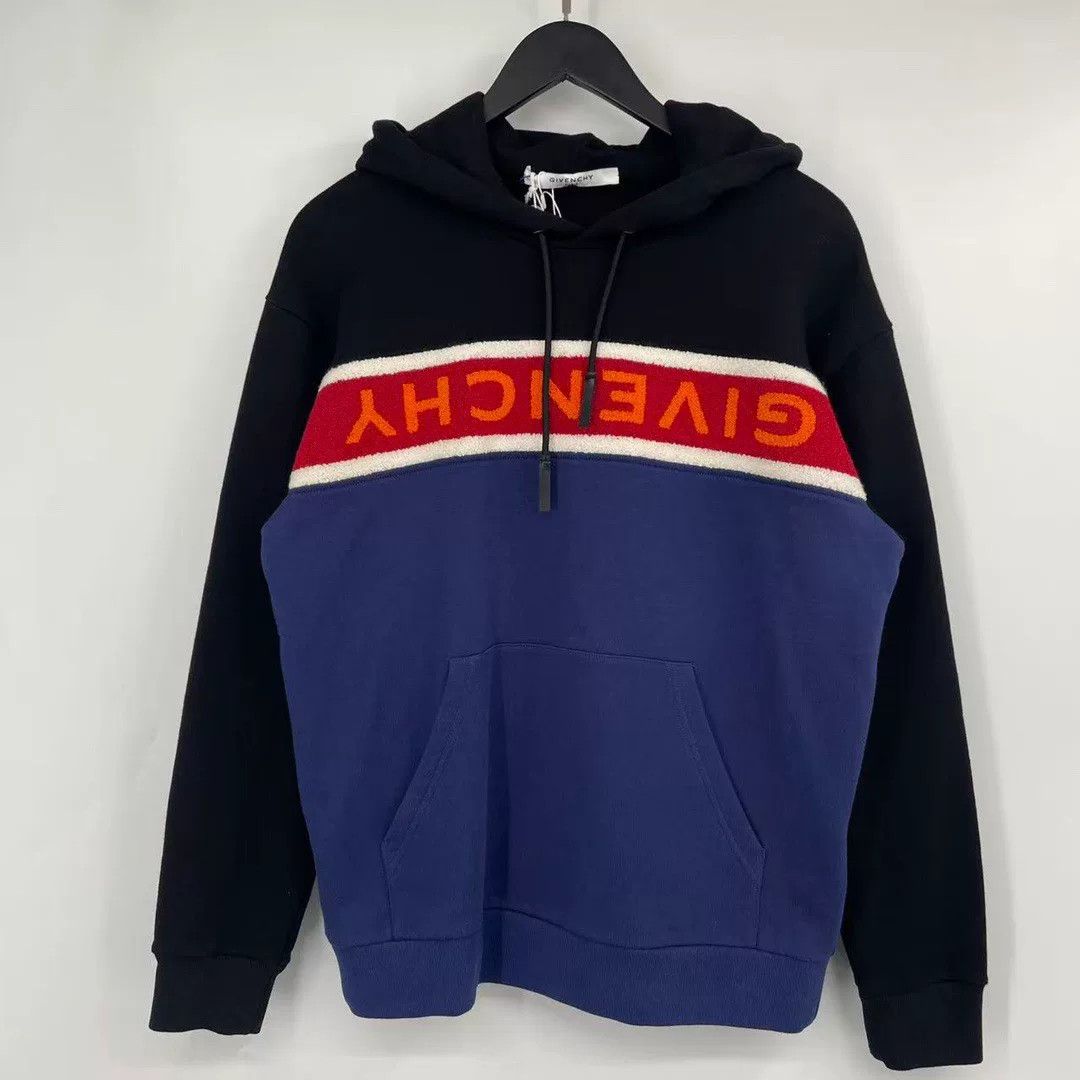 Givenchy Givenchy Hoodie S Men Size US S / EU 44-46 / 1 - 1 Thumbnail