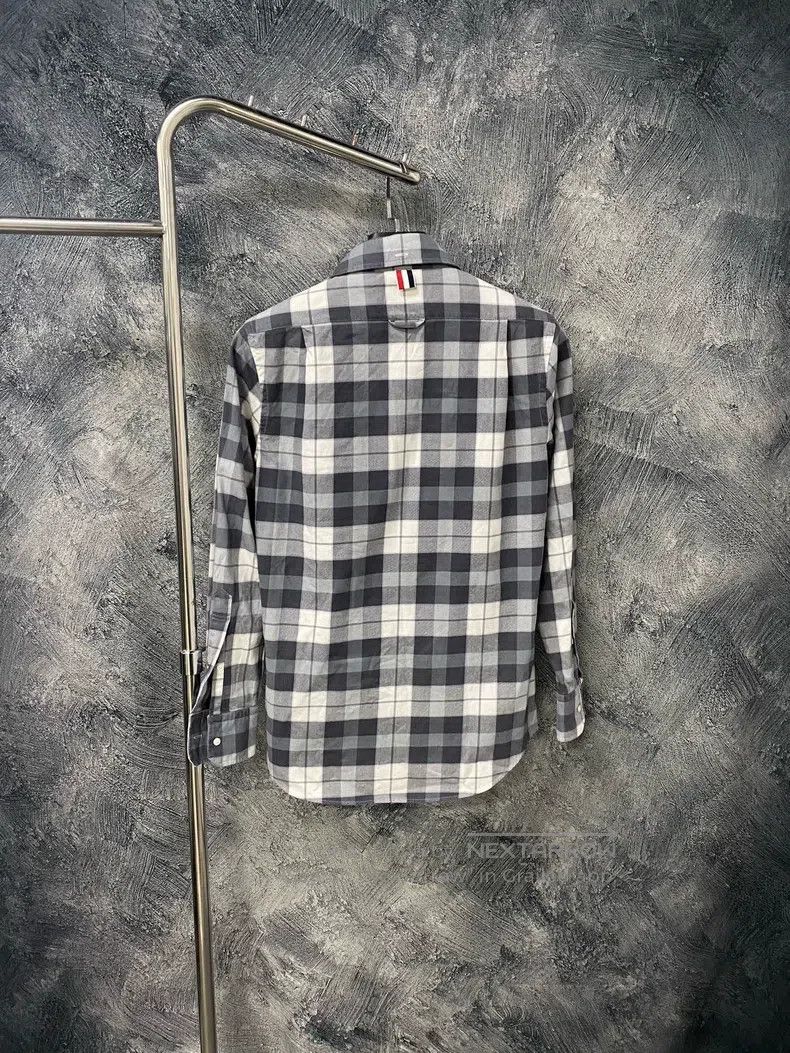 Thom Browne Thom Browne Plaid button long-sleeve shirt Size US XS / EU 42 / 0 - 2 Thumbnail