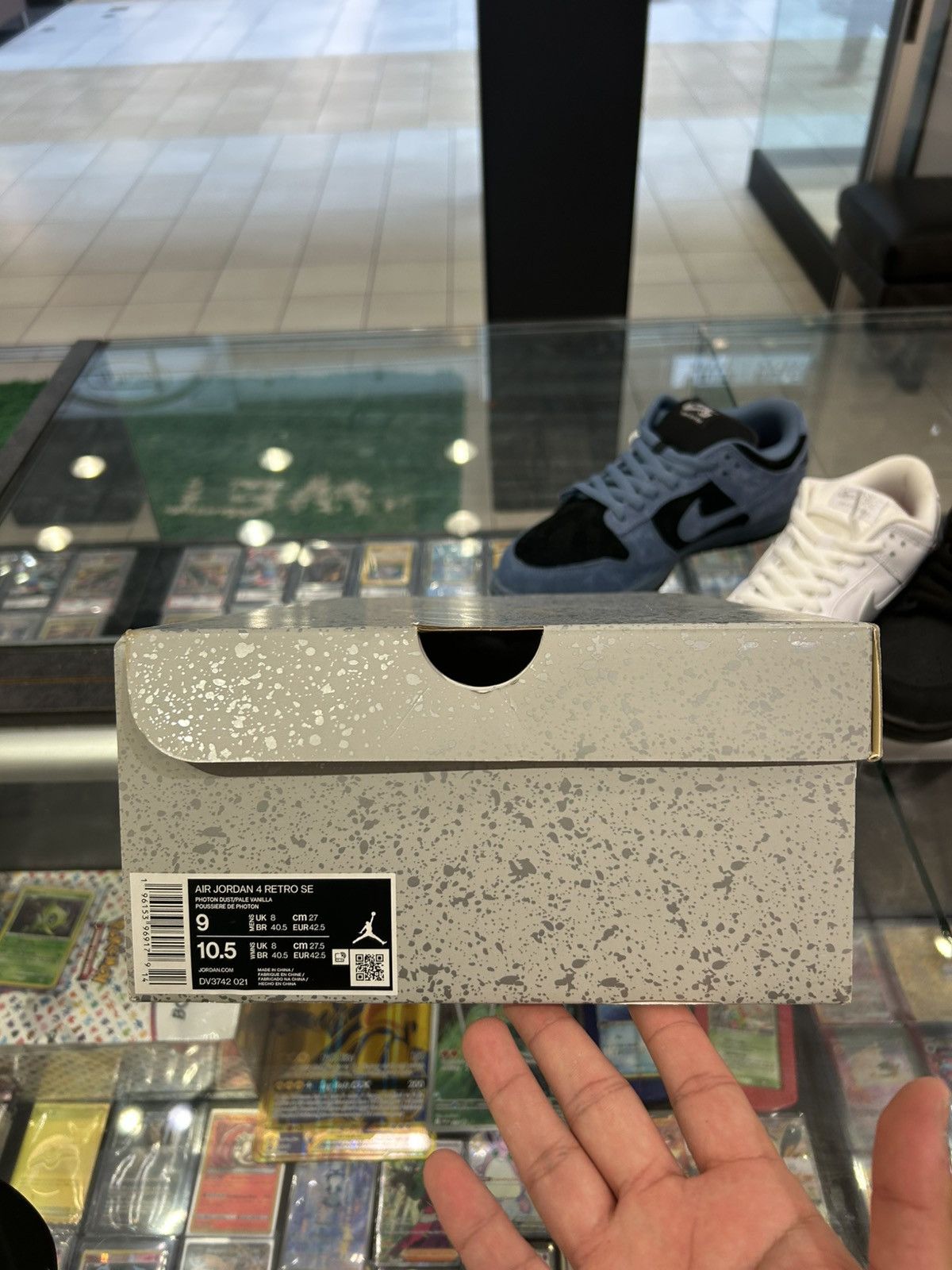 Jordan Brand Jordan 4 craft photon dust Size US 9.5 / EU 42-43 - 11 Thumbnail