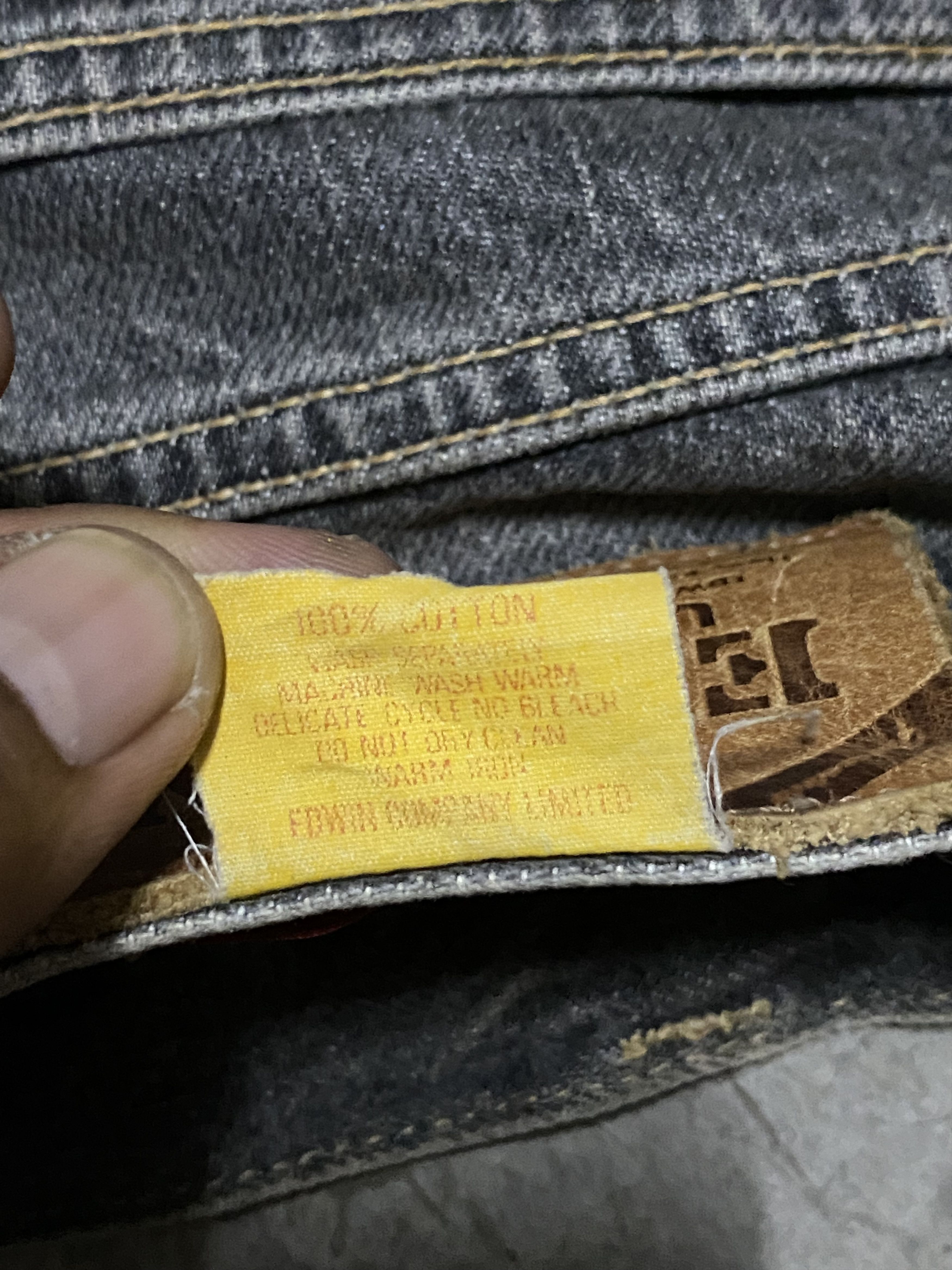 Edwin Vintage Edwin US Classic Scovill Rivett Size US 34 / EU 50 - 13 Thumbnail