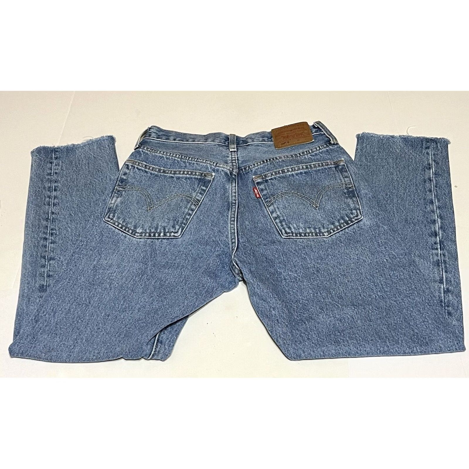 Levi's Levi's 501 Jeans Women Slim 26x26 Button Fly Distressed Cut Off 5-Pocket Denim Blue Size 26" / US 2 / IT 38 - 2 Thumbnail
