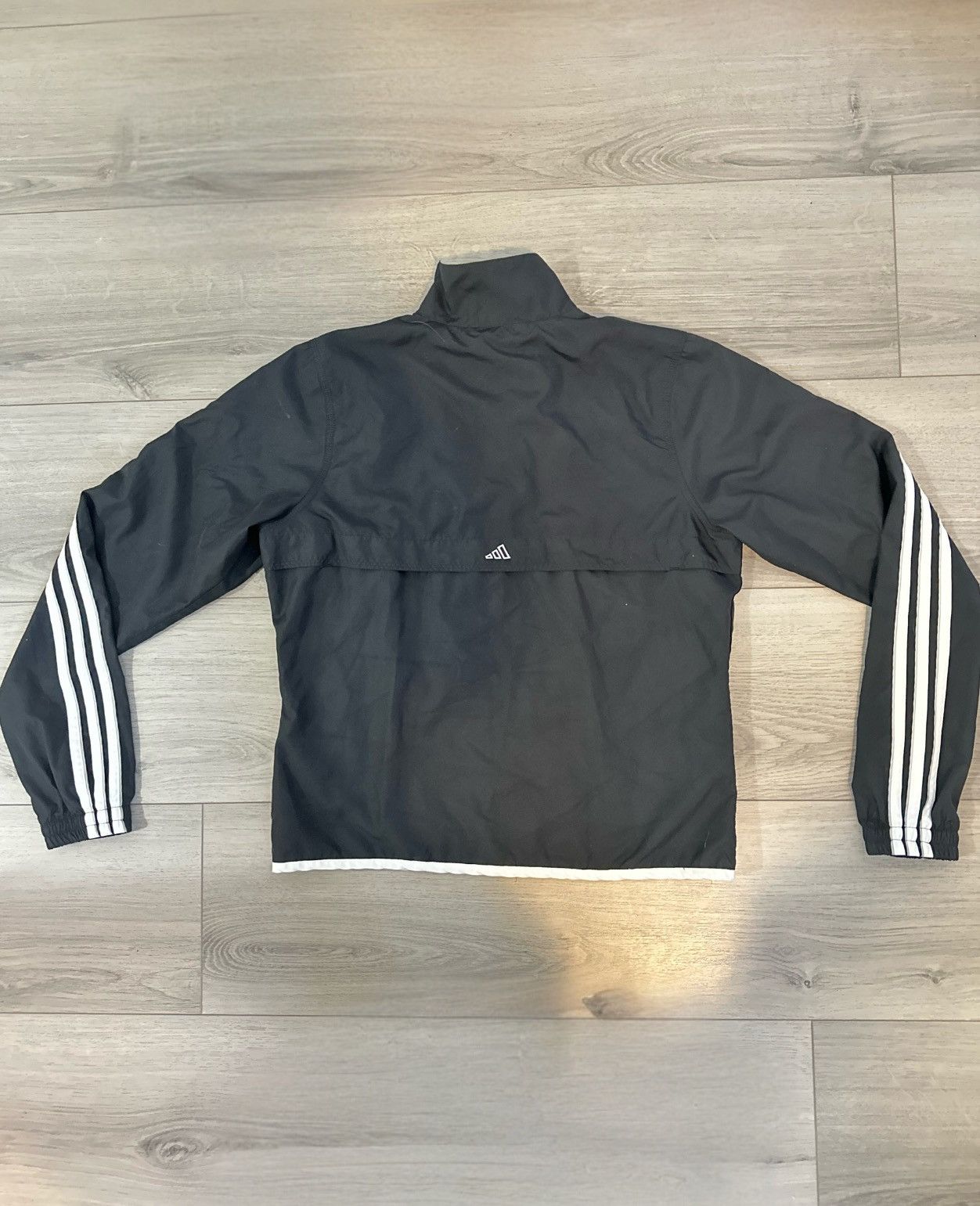 Adidas Mid 2000s Adidas Black & White Lightweight Windbreaker Size S / US 4 / IT 40 - 3 Thumbnail