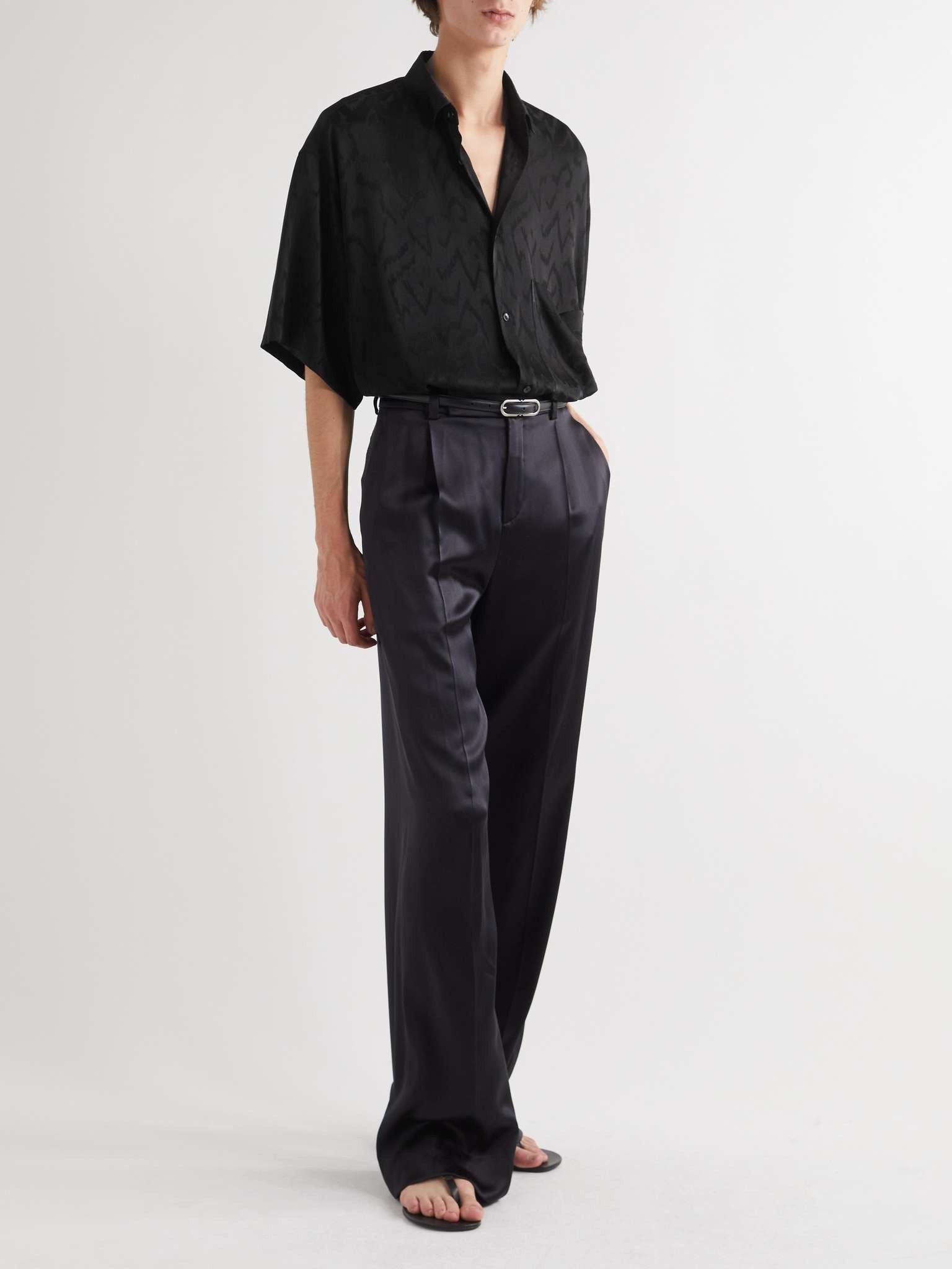 Saint Laurent Paris o1s1wg110625 714643 Oversize Shirt in Matte and Shiny Silk Size US XS / EU 42 / 0 - 2 Thumbnail