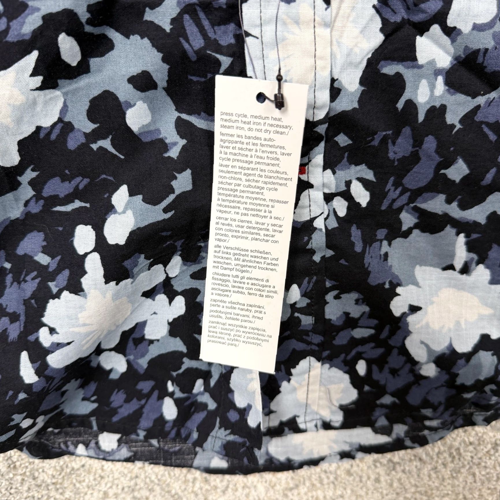 Tommy Hilfiger Tommy Hilfiger Button-Down Shirt Mens M Blue Floral Preppy Coastal Old Money NWT Size US M / EU 48-50 / 2 - 2 Thumbnail