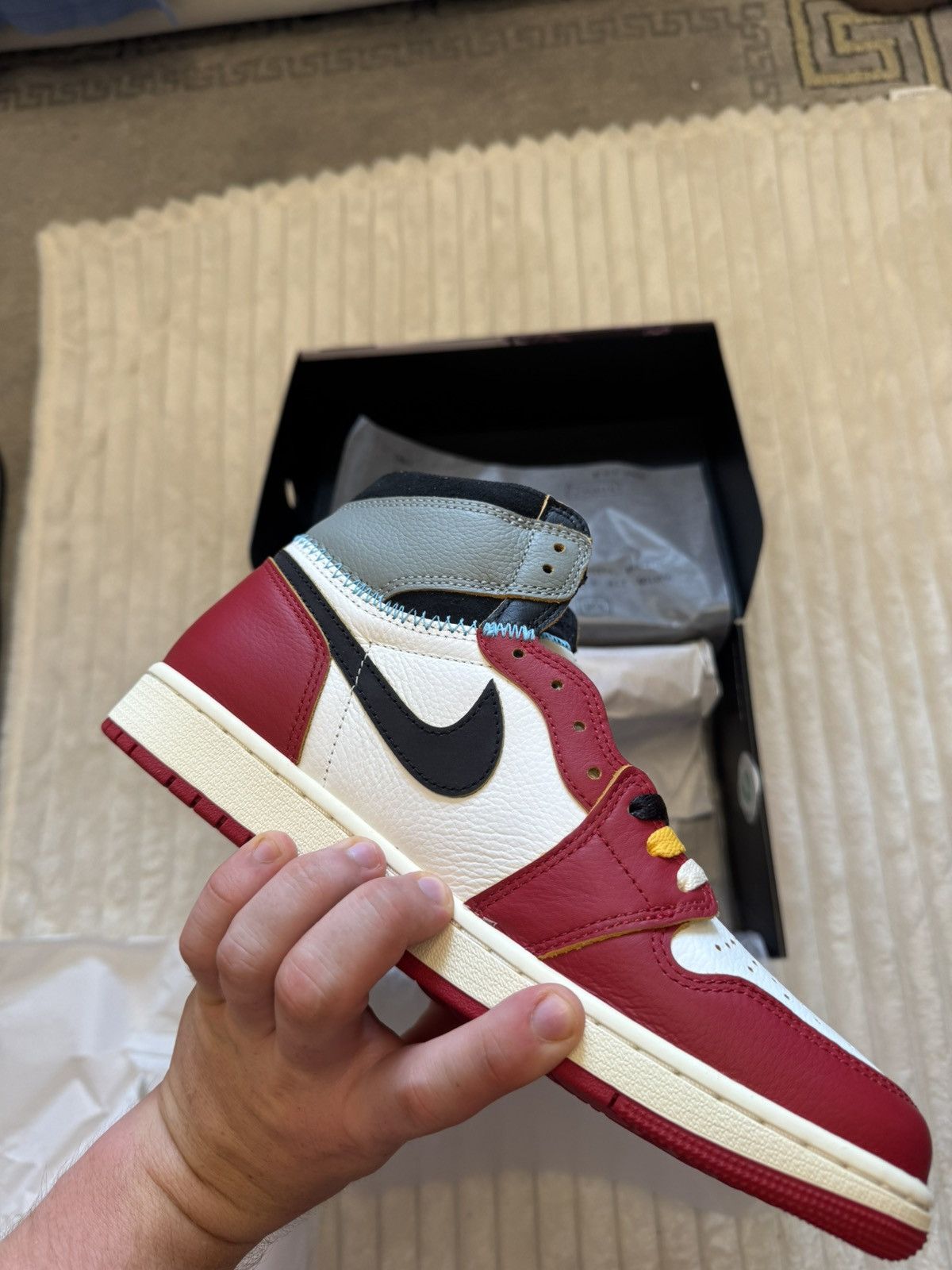 Nike Nike Air Jordan 1 Retro High OG x Union LA “Black Toe” Size US 9.5 / EU 42-43 - 4 Thumbnail