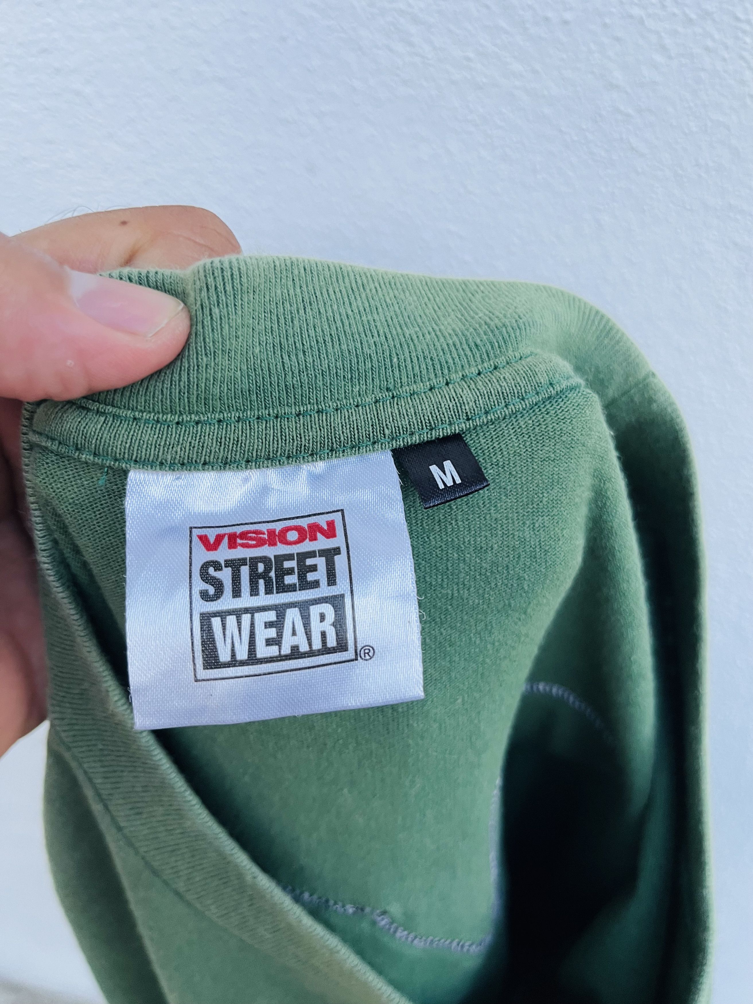 Japanese Brand × Vision Streetwear Vintage Vision Street Wear Angry Bull Skateboard Size US M / EU 48-50 / 2 - 9 Thumbnail