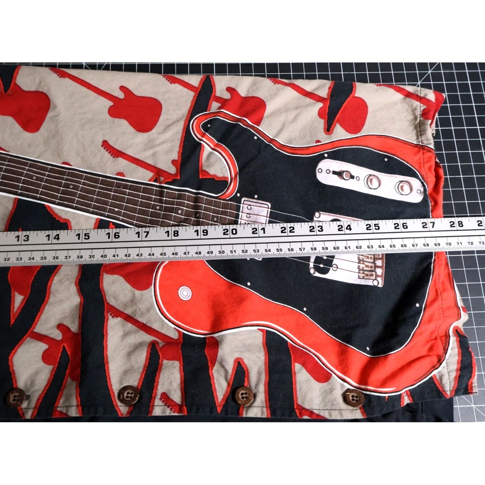 Vintage VINTAGE David Carey Shirt Men's XL Rayon Cotton Blend Camp Collar VTG 90s Geometric Black Short Sleeve Button-Up Spread Collar Size US XL / EU 56 / 4 - 6 Thumbnail