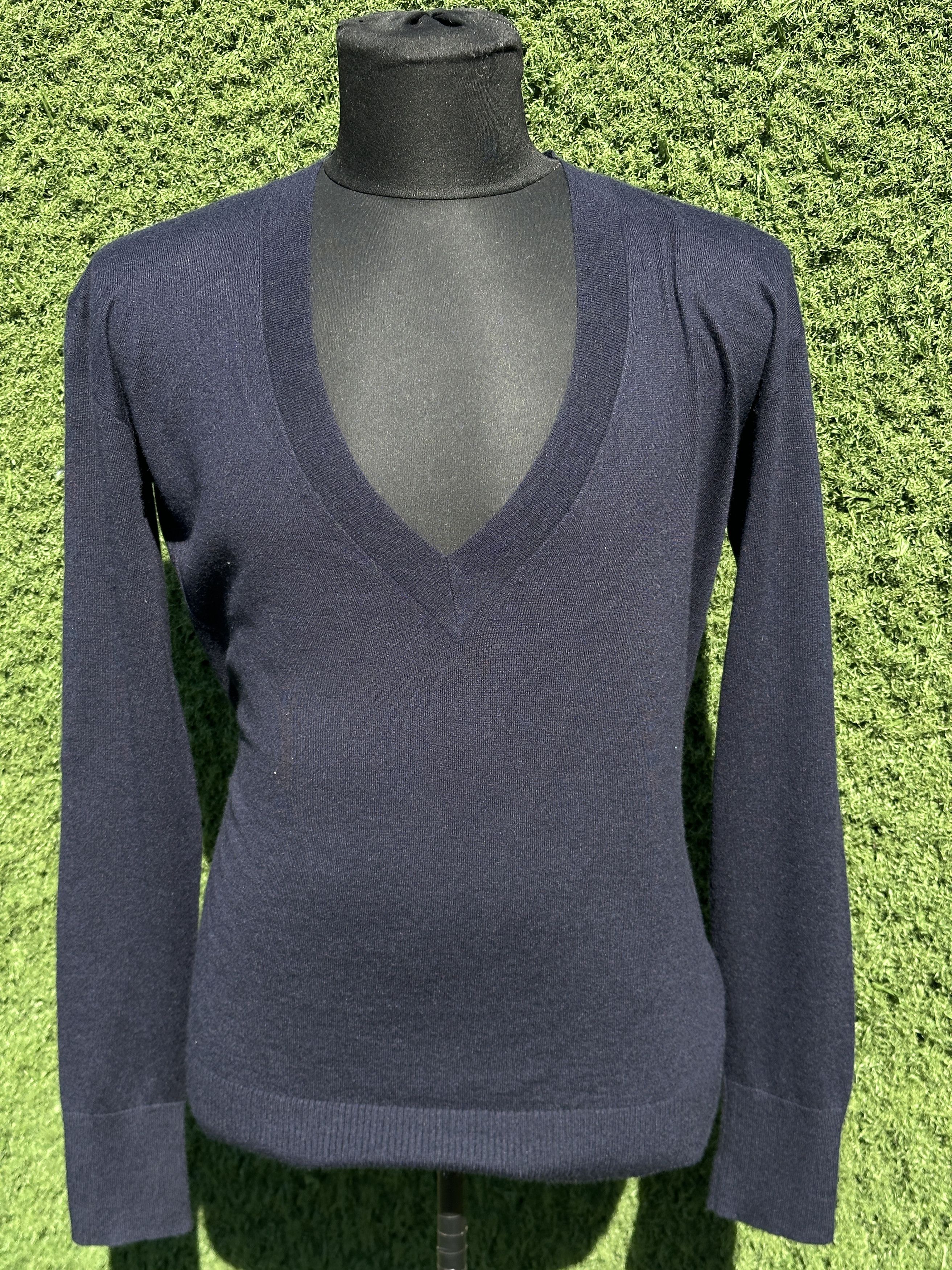Ralph Lauren Purple Label Ralph Lauren Purple Label Cashmere Low V Neck Sweater Size M Size M / US 6-8 / IT 42-44 - 1 Thumbnail