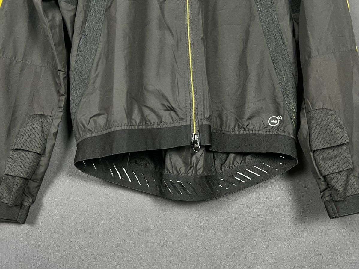 Puma × Vintage Men's soccer jacket Puma BVB 09 Borussia Dortmund size M Size US M / EU 48-50 / 2 - 6 Thumbnail