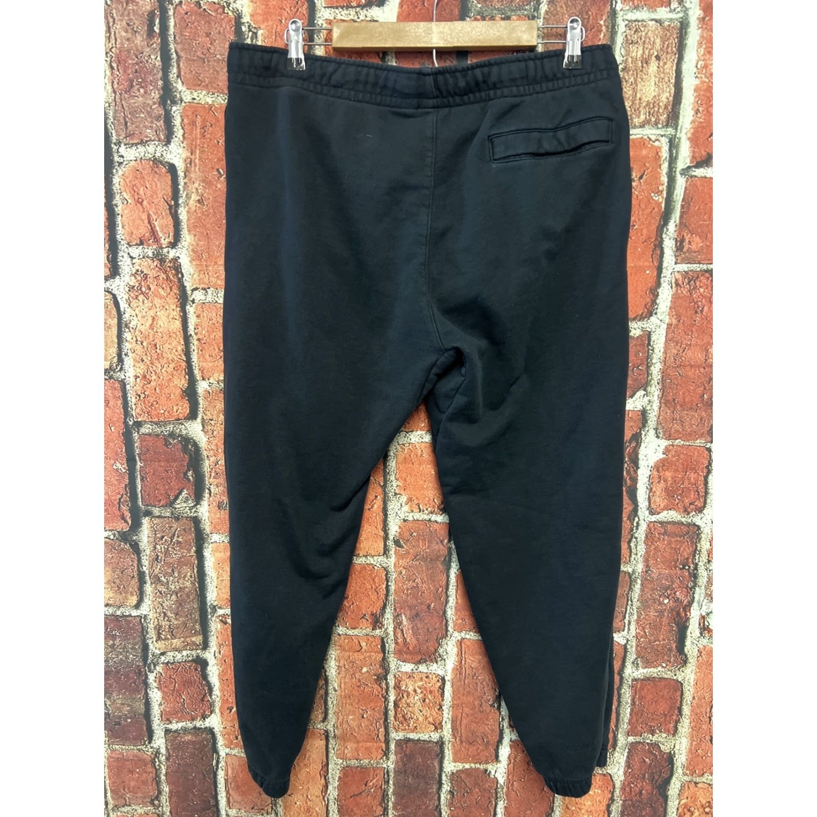 Nike VINTAGE Nike Sacramento Kings Men’s XL NBA Team Basketball Sweatpants Joggers Size US 37 - 4 Thumbnail