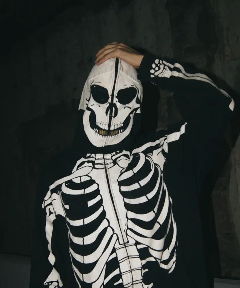 LRG × Vintage Rare LRG Dead Serious Skeleton Ziphoodie Glow In The Dark Size US XL / EU 56 / 4 - 15 Thumbnail