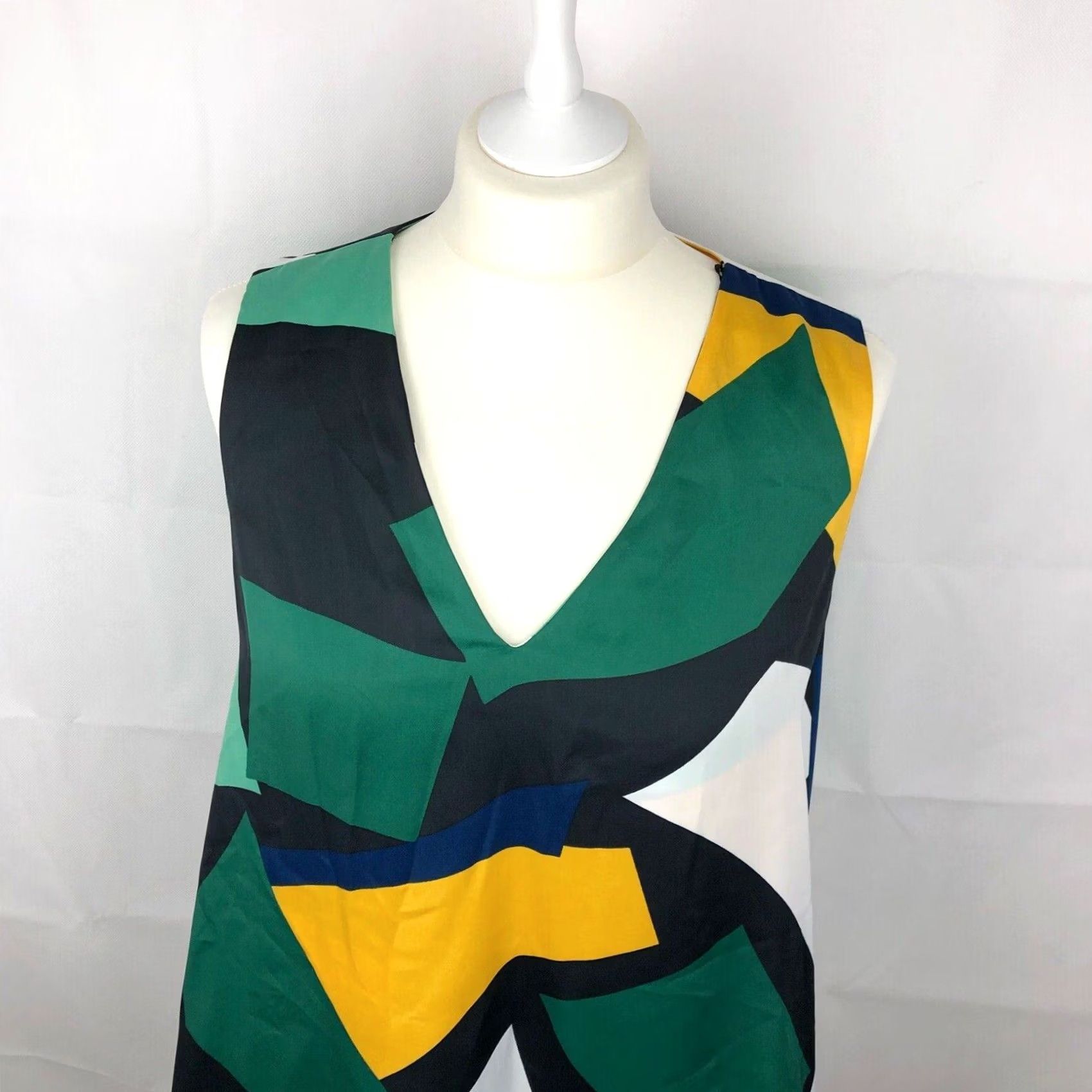 Vintage Autograph Top Womens 10 Printed Neck Shell Green Mix Women Ladies T432030T Size L / US 10 / IT 46 - 3 Thumbnail