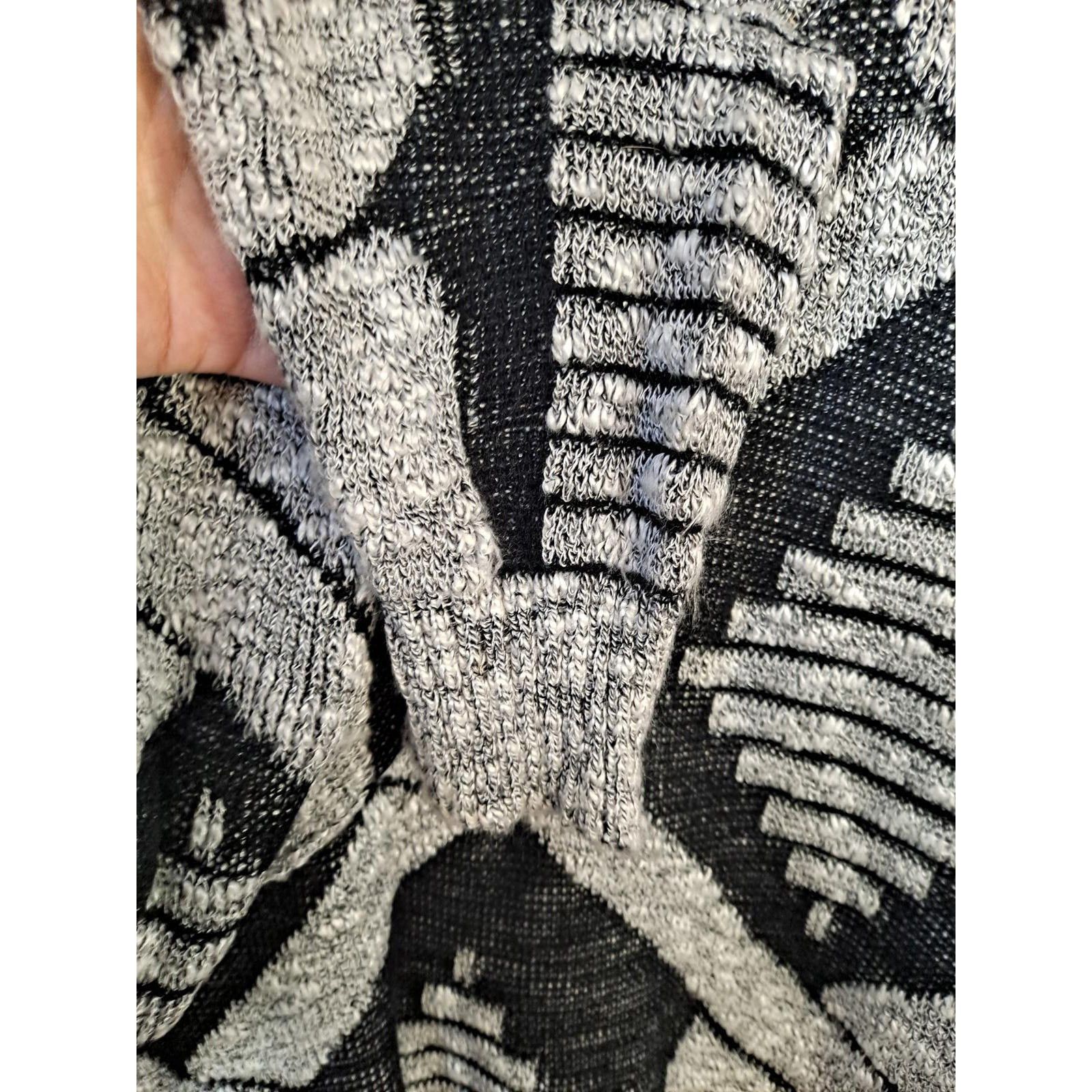 Koman Vintage 90's Koman Knit Sweater with Abstract Design Size La Size US L / EU 52-54 / 3 - 3 Thumbnail