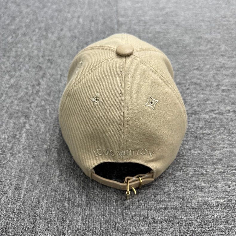 Louis Vuitton Louis Vuitton Hot style presbyopia gold logo curved brim ha Size ONE SIZE - 5 Thumbnail
