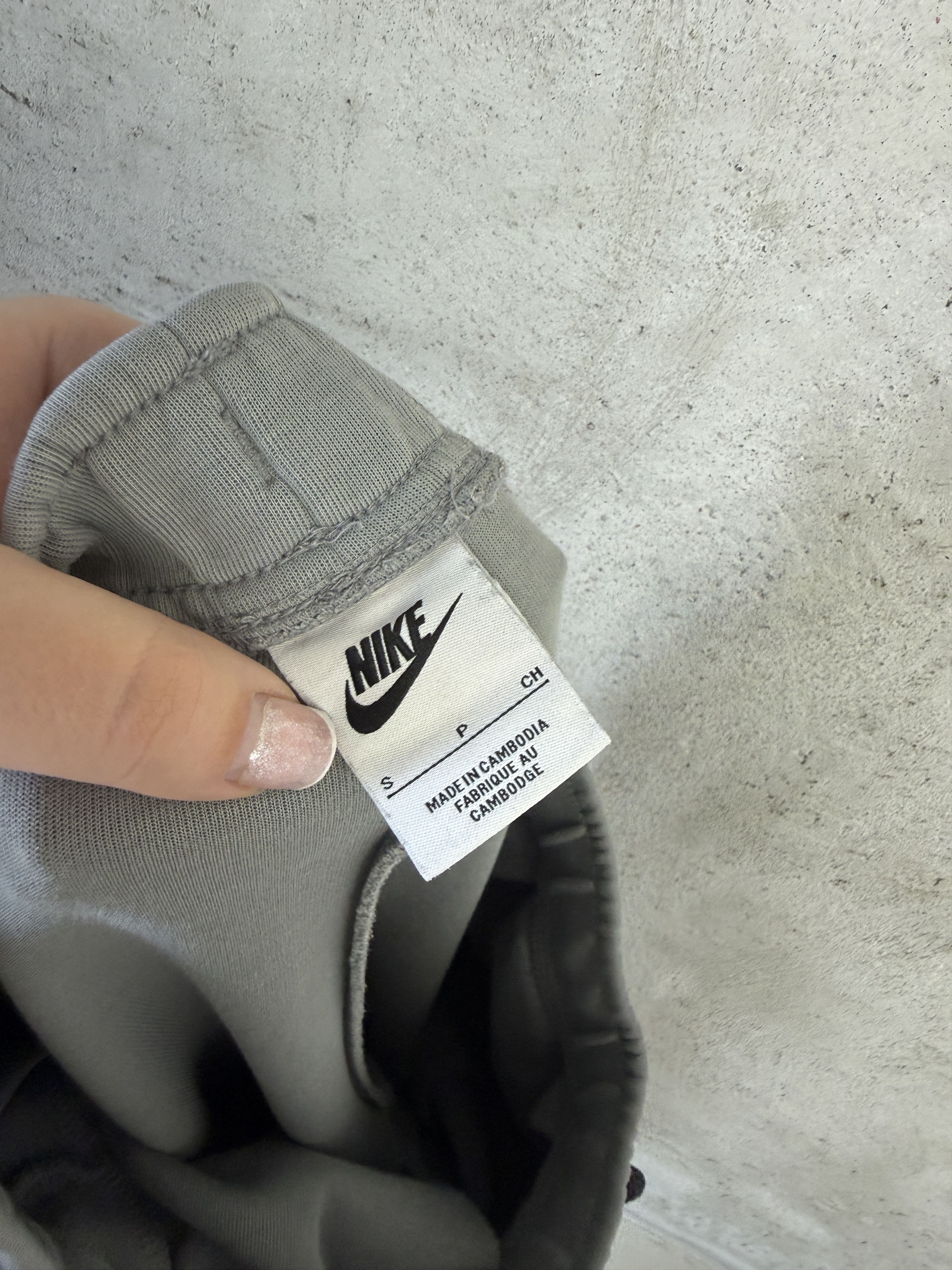 Nike Nike tech fleece sweatpants joggers drip drill trap Size US 28 / EU 44 - 4 Thumbnail