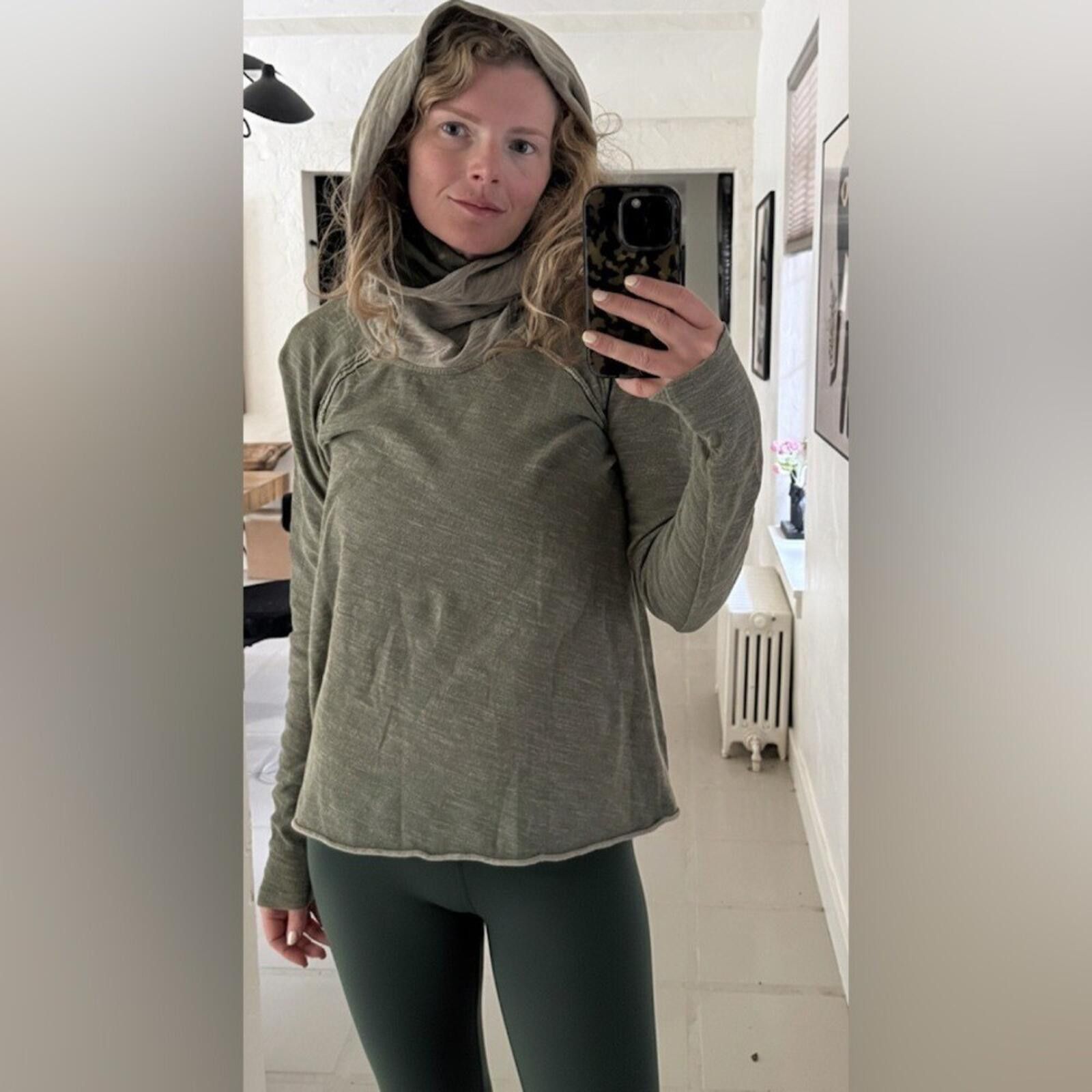 Free People Free People Beach Cocoon Cowl Pullover Two Body M/L Green Size M / US 6-8 / IT 42-44 - 3 Thumbnail
