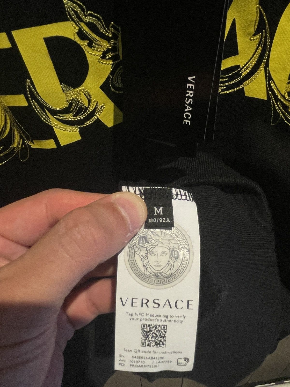 Versace Versace Embroided Logo-print hoodie Size US M / EU 48-50 / 2 - 4 Thumbnail