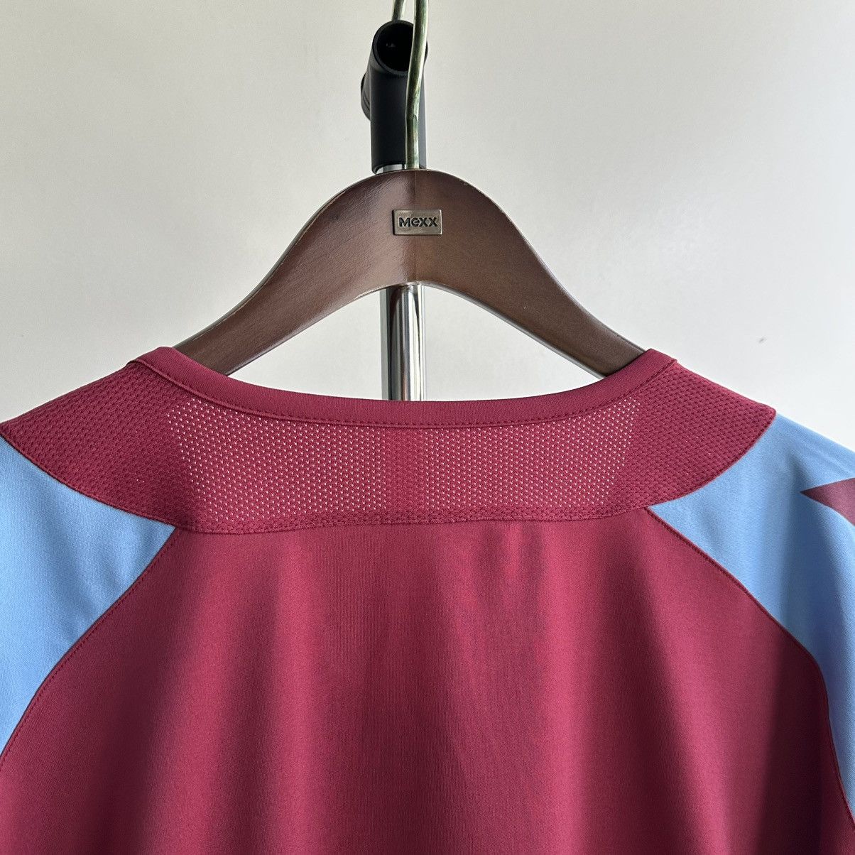 Hummel Vintage Hummel Aston Villa FC 2004/05 Soccer Jersey Shirt Size US XXL / EU 58 / 5 - 8 Thumbnail