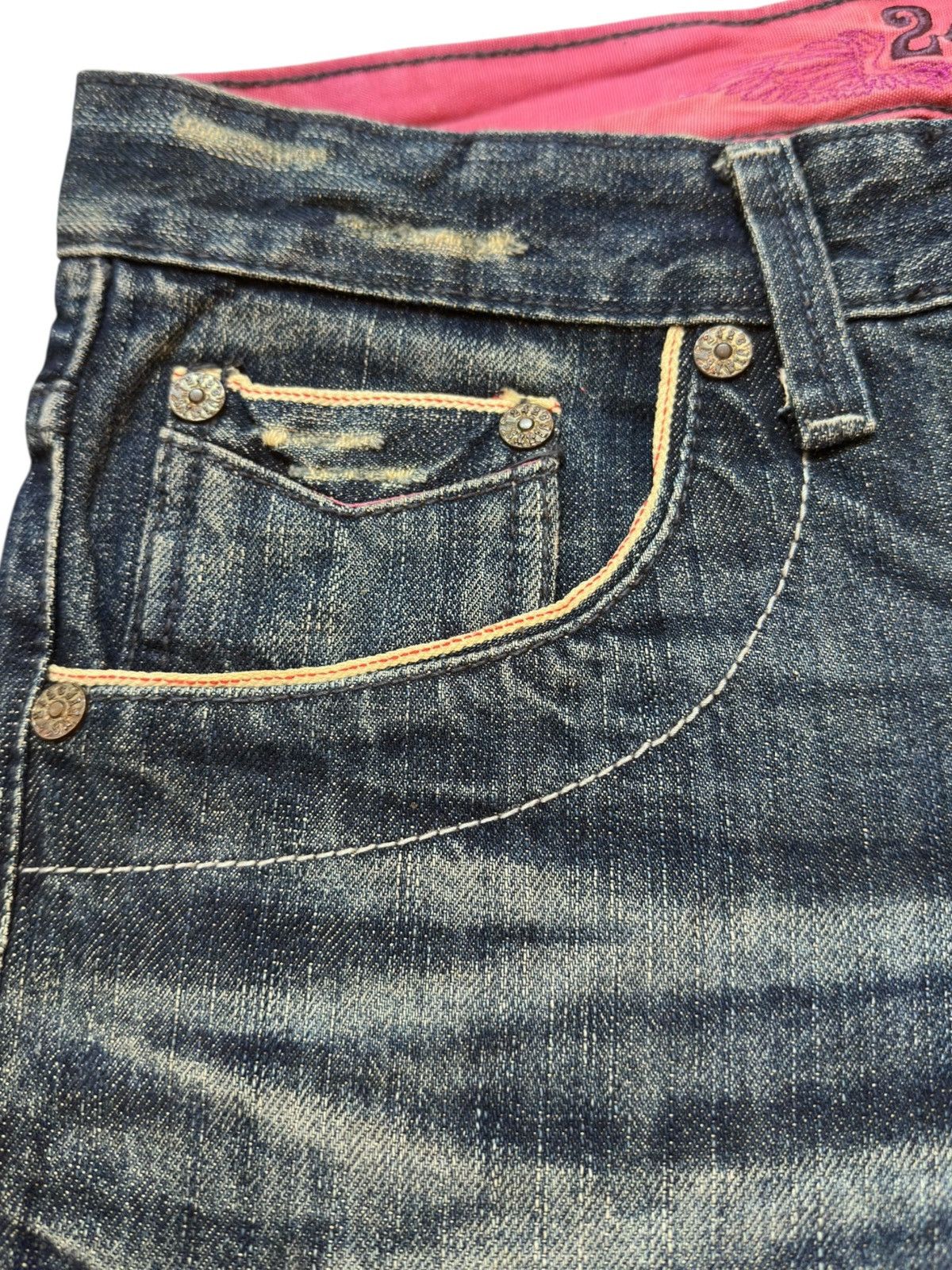 20471120 Vintage 2426 Selvedge Whiskers Distressed Denim Size US 31 - 4 Thumbnail