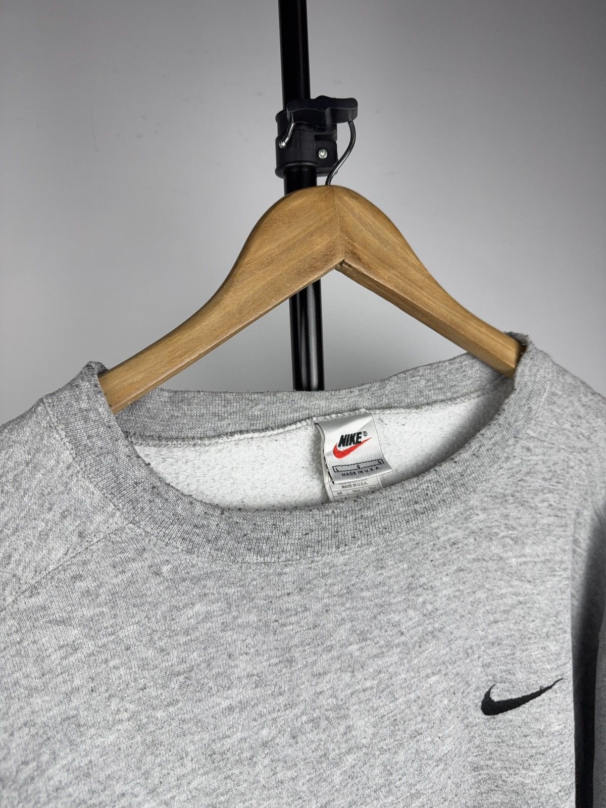 Nike Vintage Nike Retro Mini Swoosh Crewneck Sweatshirt Made USA Size US L / EU 52-54 / 3 - 7 Thumbnail