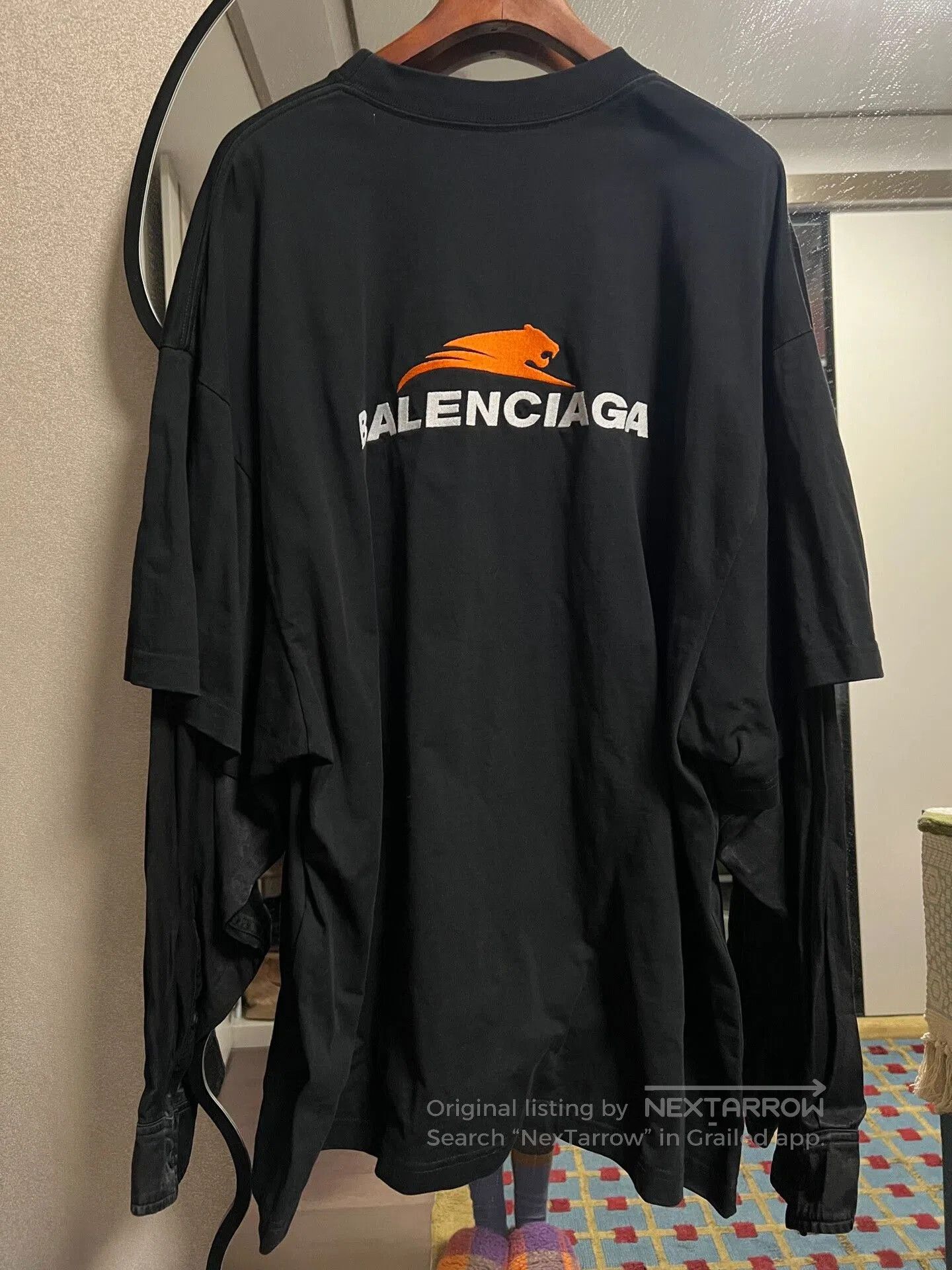 Balenciaga balenciaga black logo long sleeve t-shirt. Size US XS / EU 42 / 0 - 2 Thumbnail