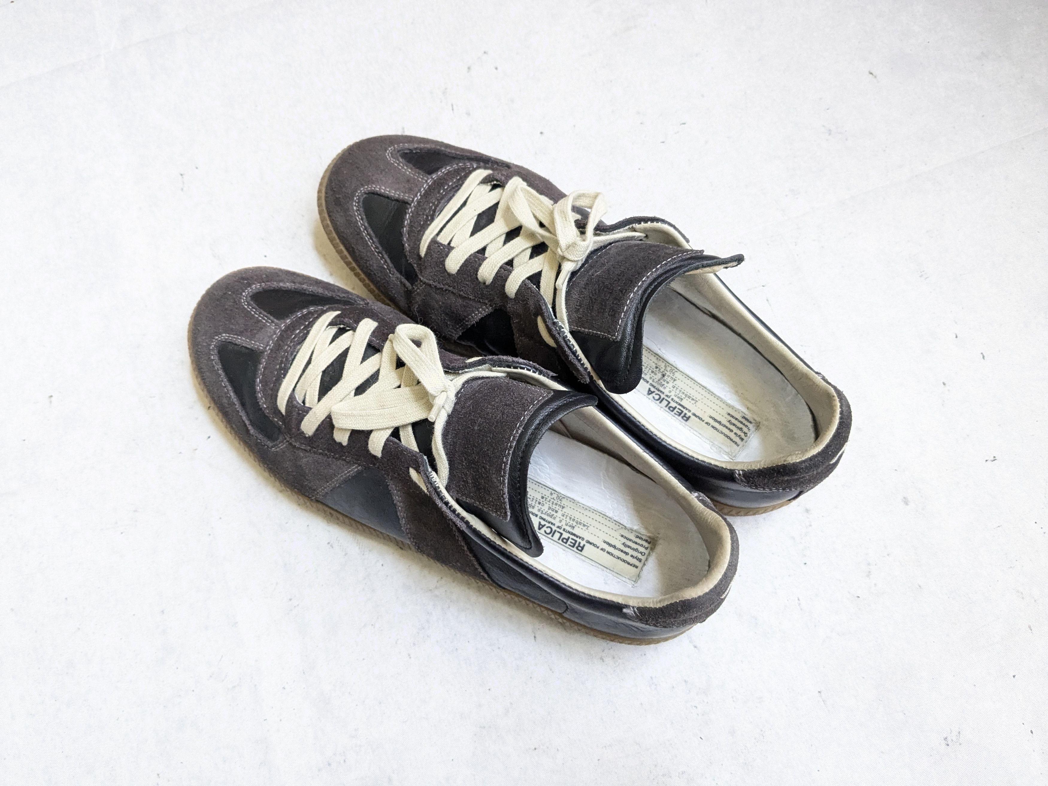 Maison Margiela Maison Margiela Replica GAT Sneakers Black 8 41 Gum Low Size US 8 / EU 41 - 16 Thumbnail