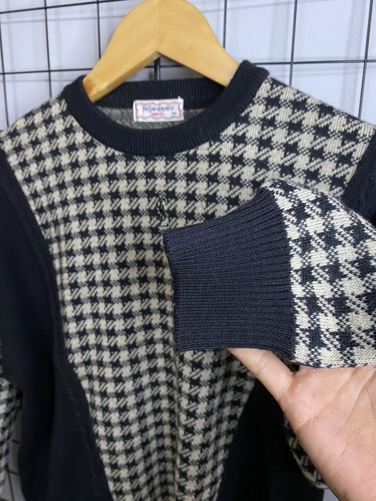 Vintage × Yves Saint Laurent Vintage Yves Saint Lauren Knitwear/Sweater Size US M / EU 48-50 / 2 - 11 Thumbnail