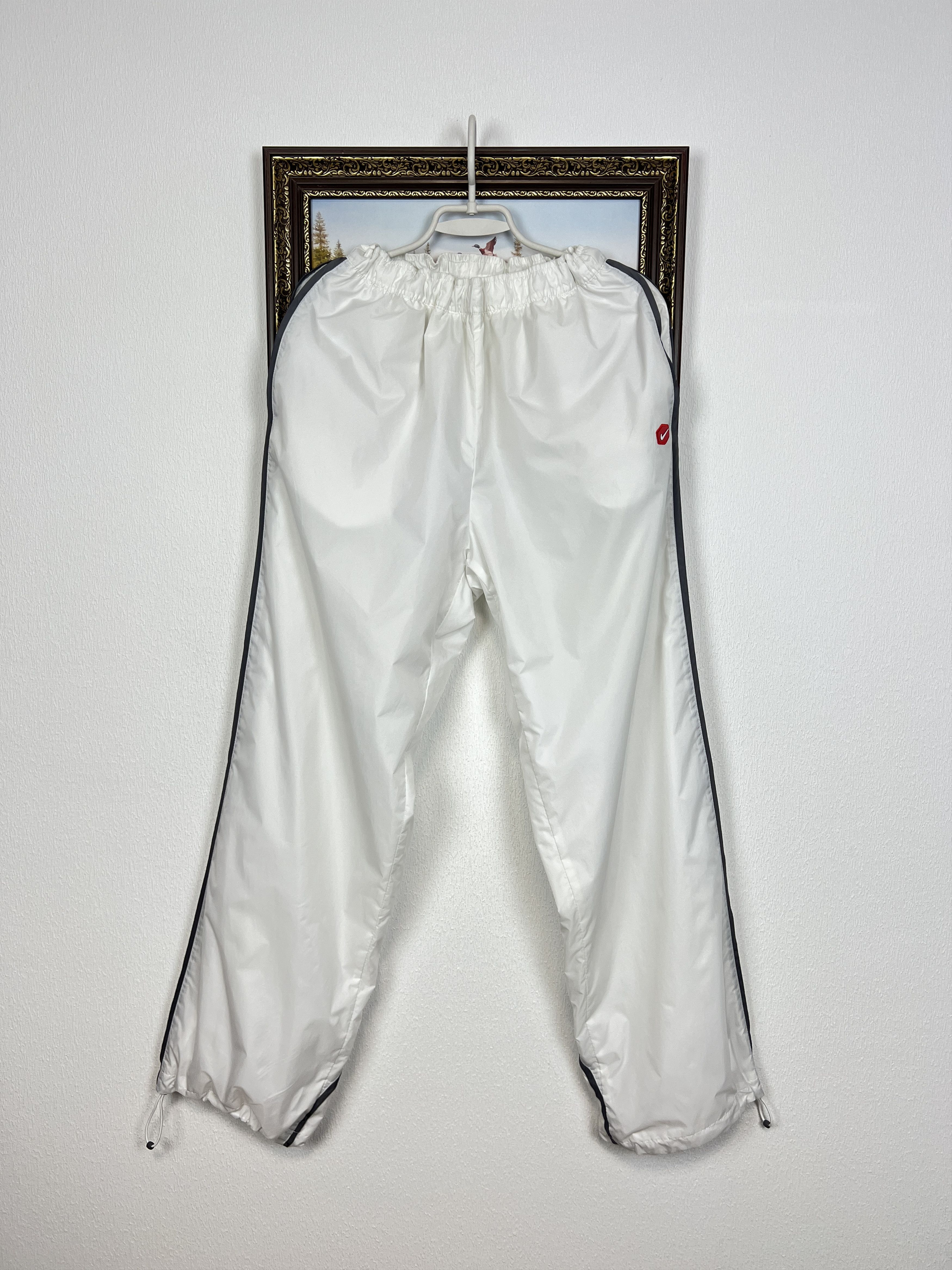 Nike Vintage Nike White Nylon Track Pants Swoosh Sweatpants Size US 36 / EU 52 - 1 Thumbnail