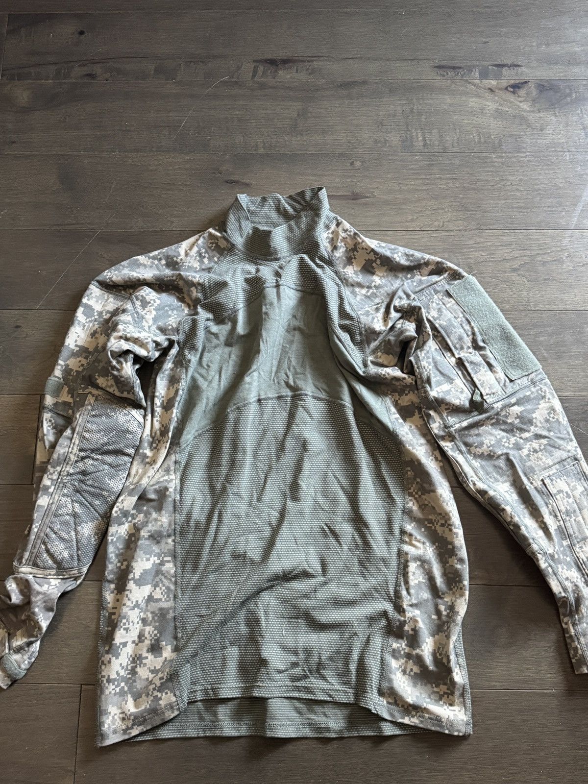 Massif Massif mountain combat shirt Size US L / EU 52-54 / 3 - 1 Thumbnail