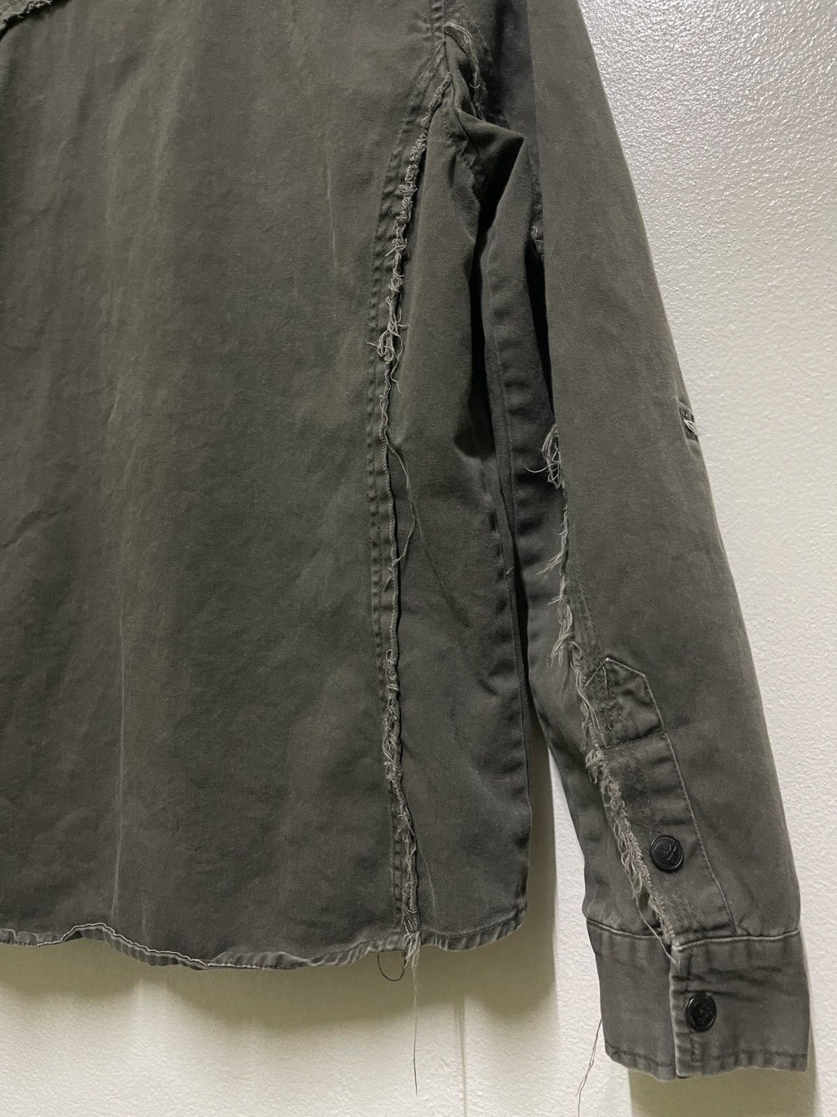 In The Attic Army Shirt Distressed Size US XL / EU 56 / 4 - 12 Thumbnail
