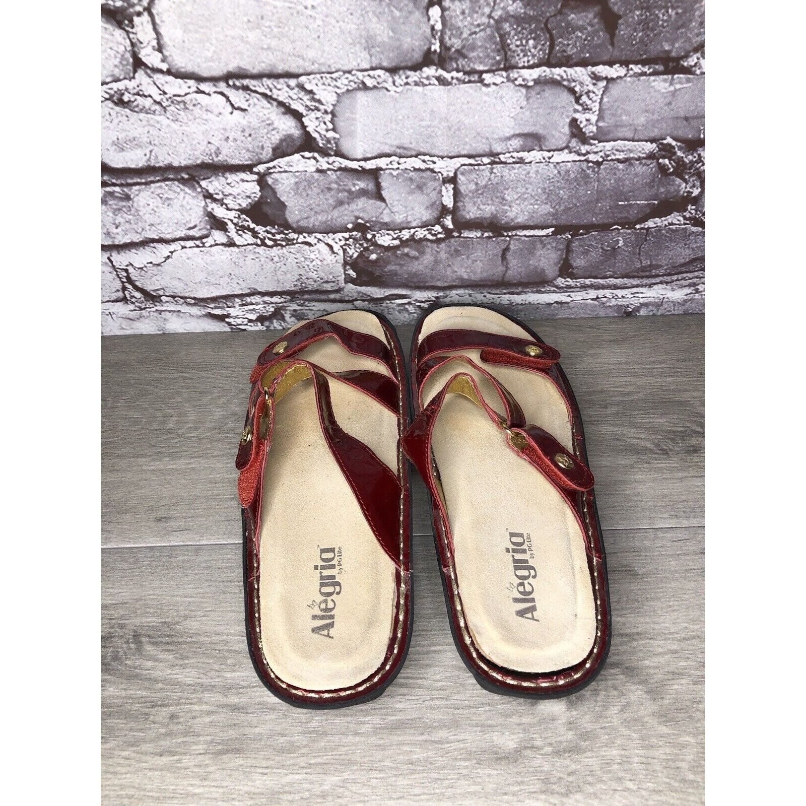 Other Alegria VEN-124 Venice Red Patent Leather Strap Sandals Wome Size US 10.5 / IT 40.5 - 5 Thumbnail