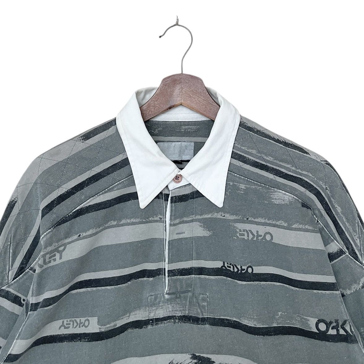 Oakley × Vintage Vintage Brand Oakley Rugby T-shirt 1990s Size US L / EU 52-54 / 3 - 7 Thumbnail