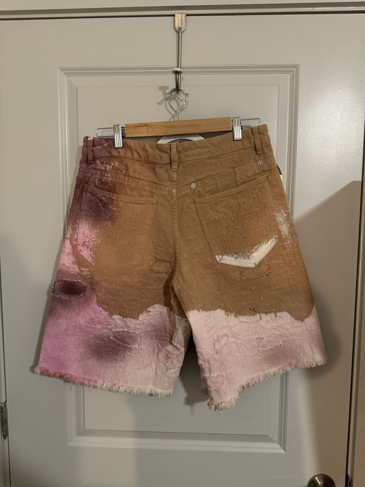 Givenchy Givenchy dyed boro shorts Size US 33 - 2 Thumbnail