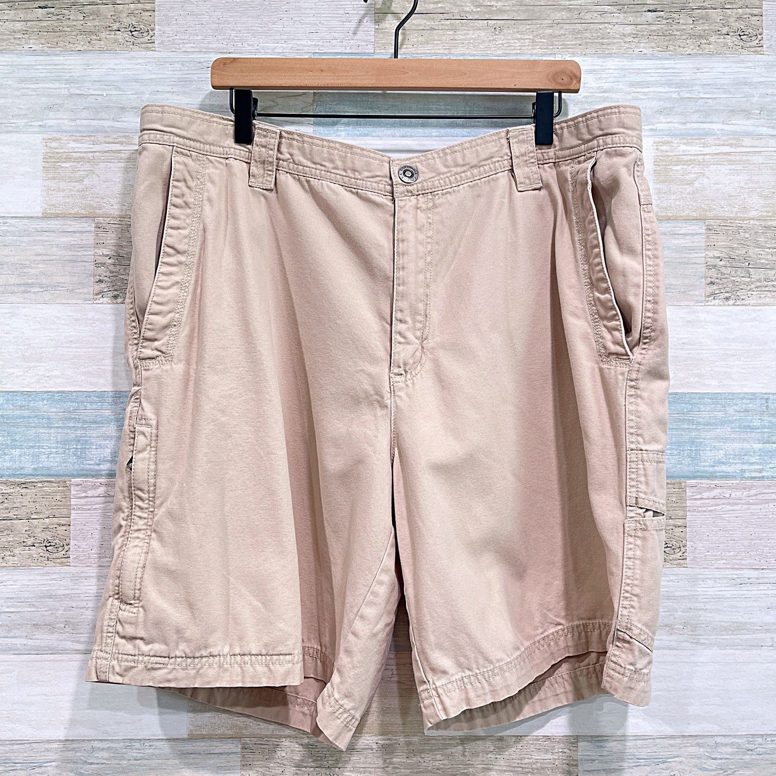 Columbia Columbia 9" Ultimate ROC Cargo Shorts Beige Cotton Hiking 40 Size US 40 / EU 56 - 1 Thumbnail