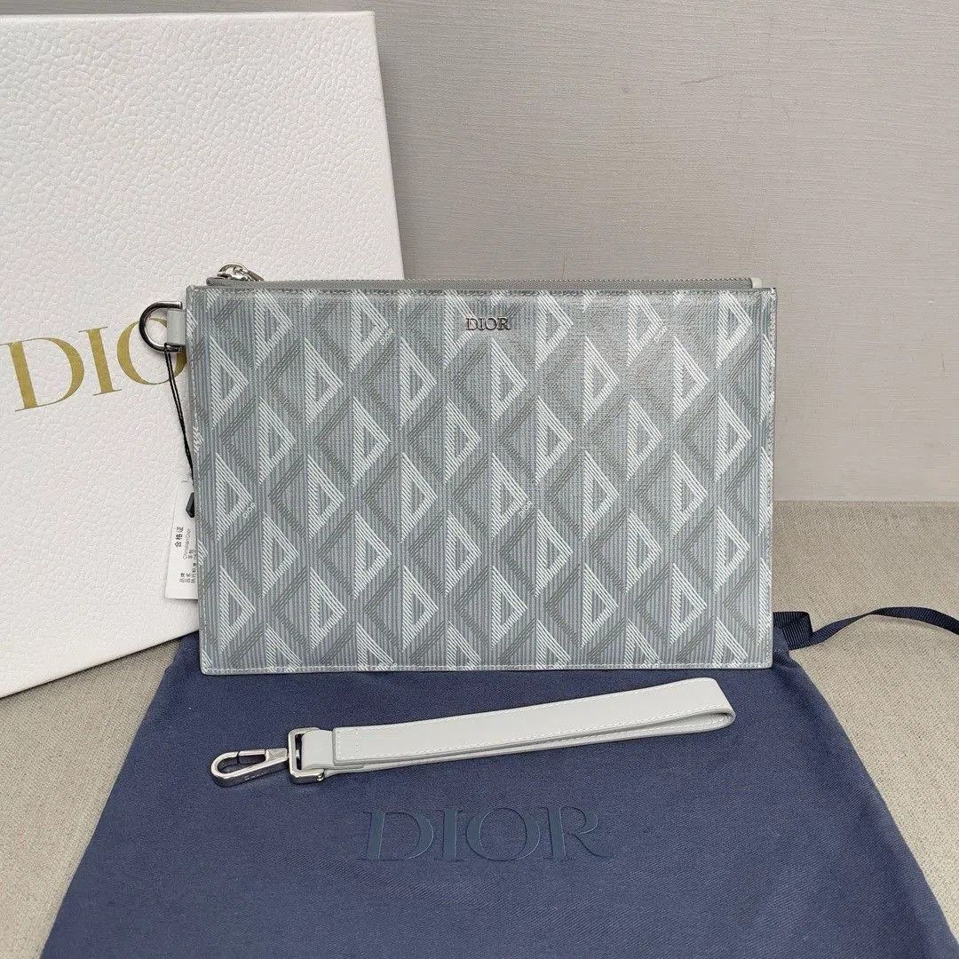 Dior Dior Diamond Pattern A5 Clutch. Size ONE SIZE - 1 Thumbnail