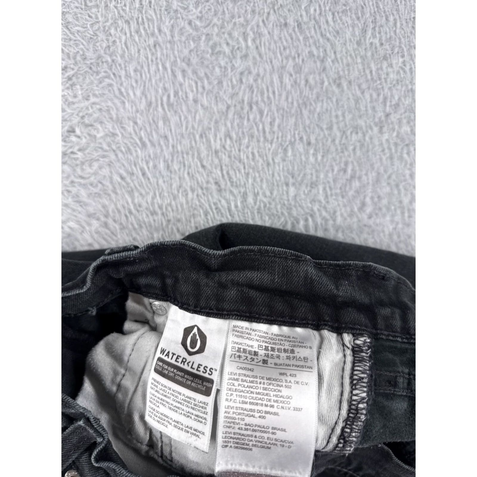 Levi's Levis Premium Jeans Adult 30 Black Denim 512 Cotton Distressed 28x26 Big E Size US 30 / EU 46 - 7 Thumbnail