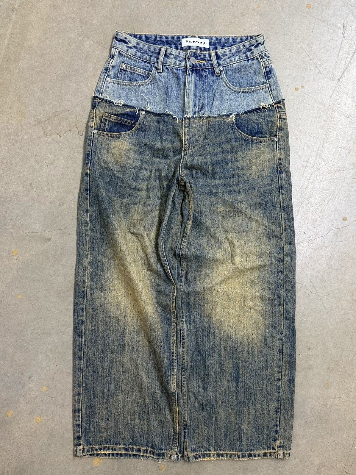 Other fluenced double waisted denims Size US 28 / EU 44 - 1 Thumbnail
