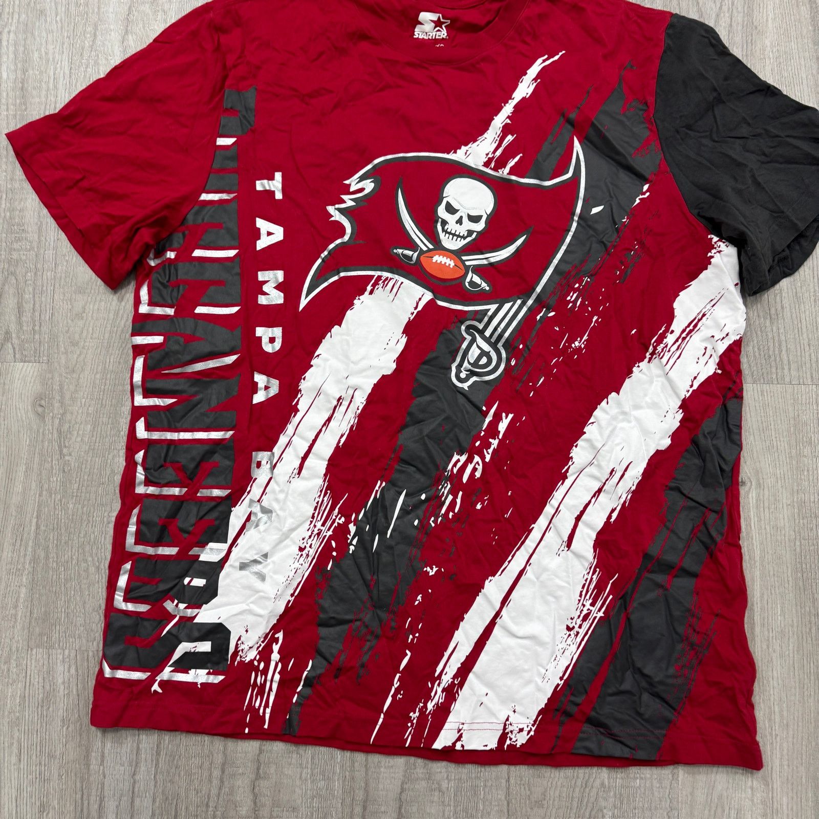 Starter Starter Tampa Bay Buccaneers Shirt Mens 2XL Red All Over Size US XXL / EU 58 / 5 - 2 Thumbnail