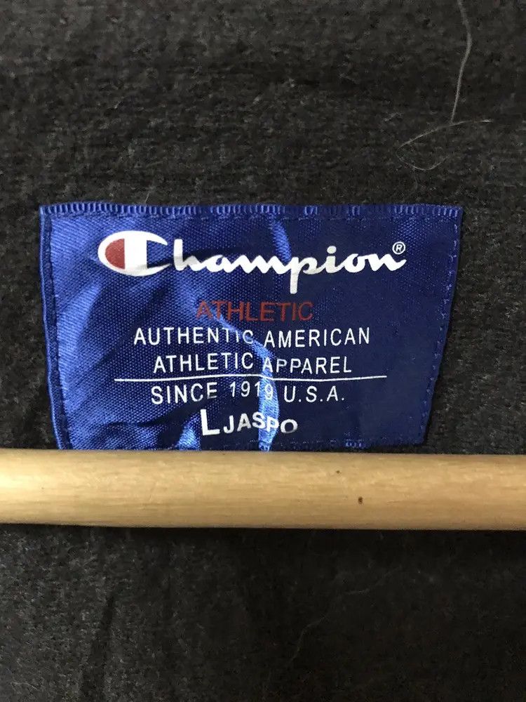 Champion Champion Windbreaker Size US L / EU 52-54 / 3 - 6 Thumbnail