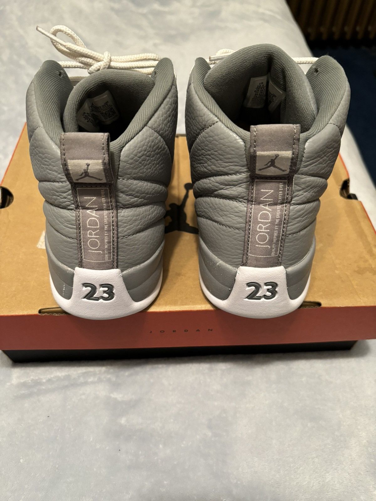 Jordan Brand Jordan 12 Retro Stealth 2022 Size 10.5 Size US 10.5 / EU 43-44 - 5 Thumbnail