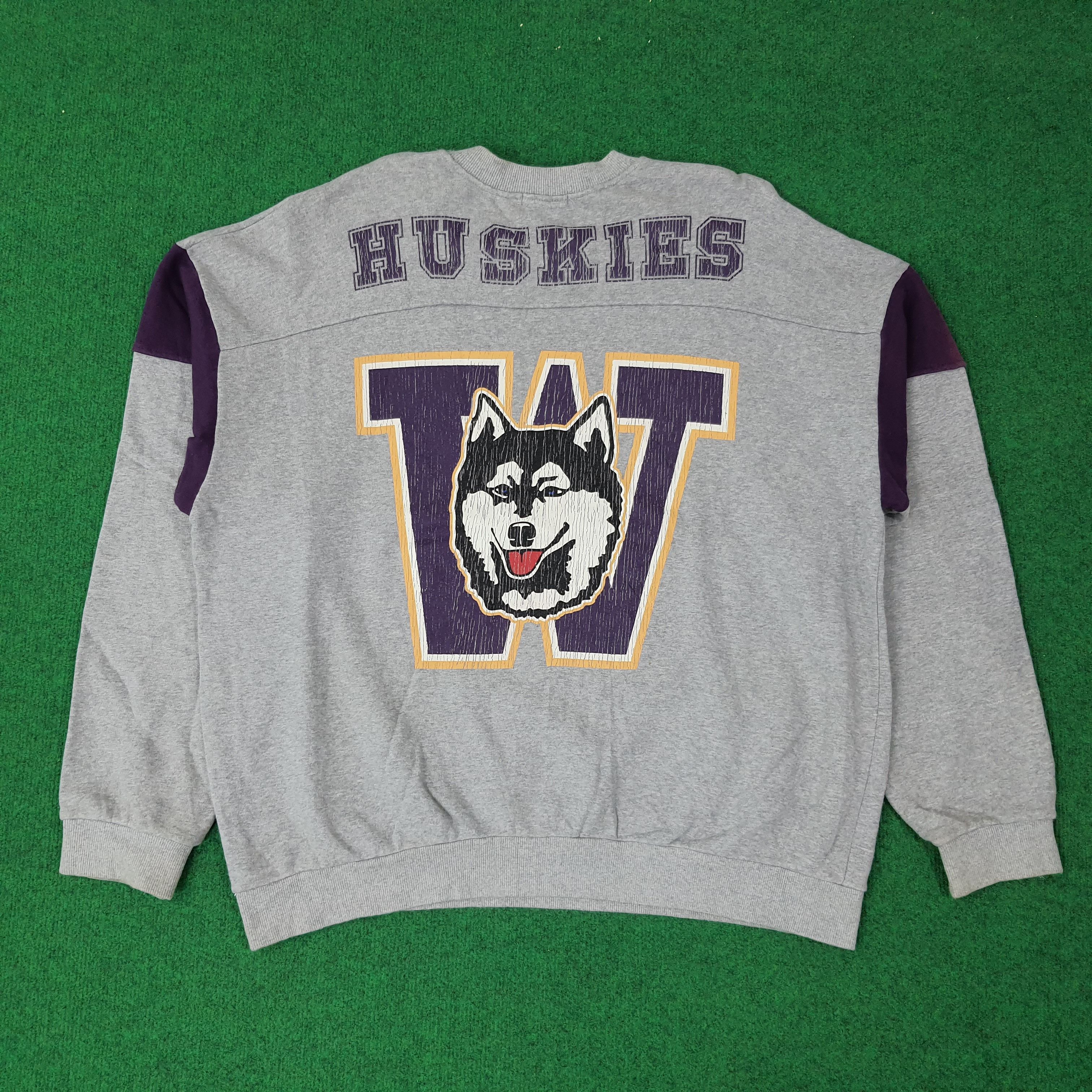 Vintage Vintage Washington Huskies Football Team Sweatshirt C262N4 Size US XL / EU 56 / 4 - 1 Thumbnail