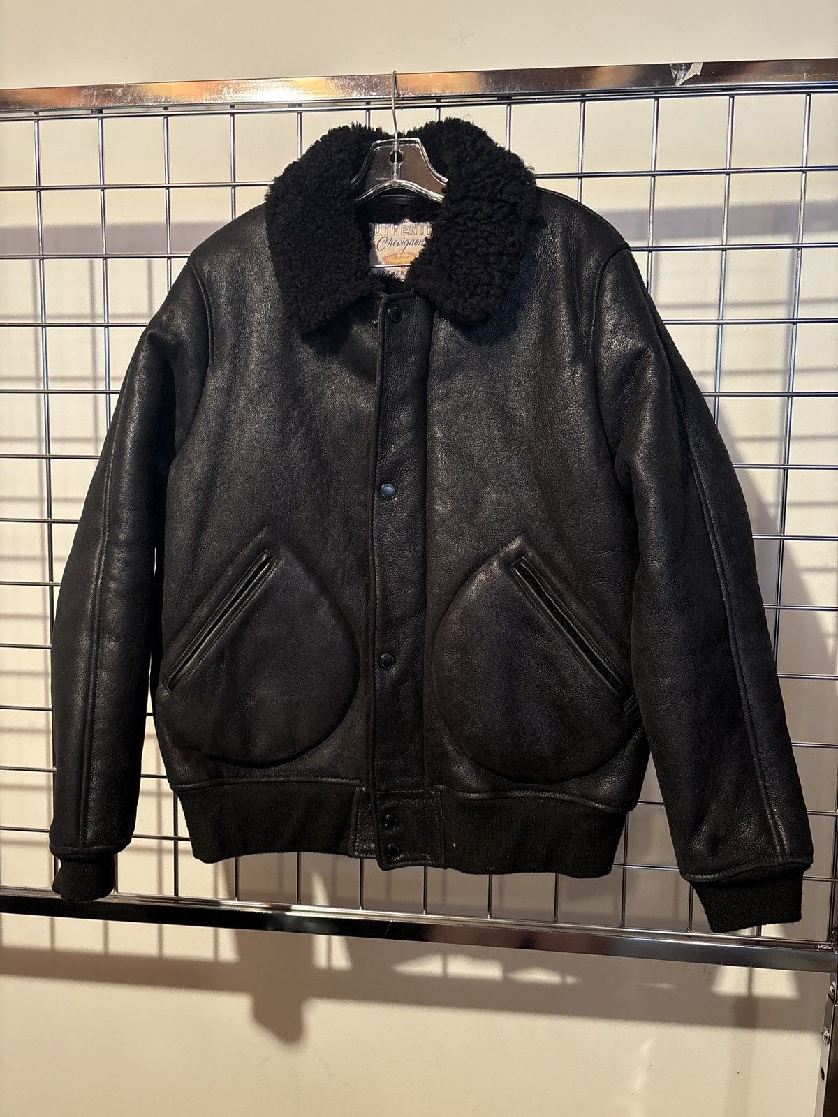 Chevignon Leather Bomber w Fur Lining | Grailed Chevignon Leather Bomber w Fur Lining | Grailed