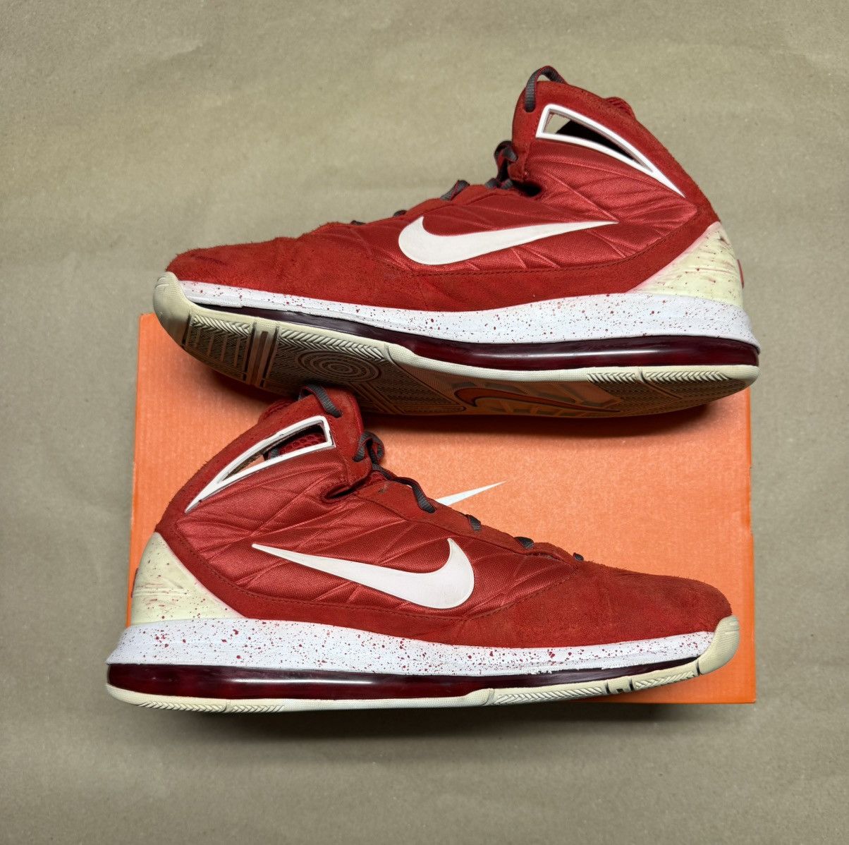 Nike Nike Air Max Hyperize NFW Sport Red Mens sz 13.5 Basketball! Size US 13 / EU 46 - 2 Thumbnail